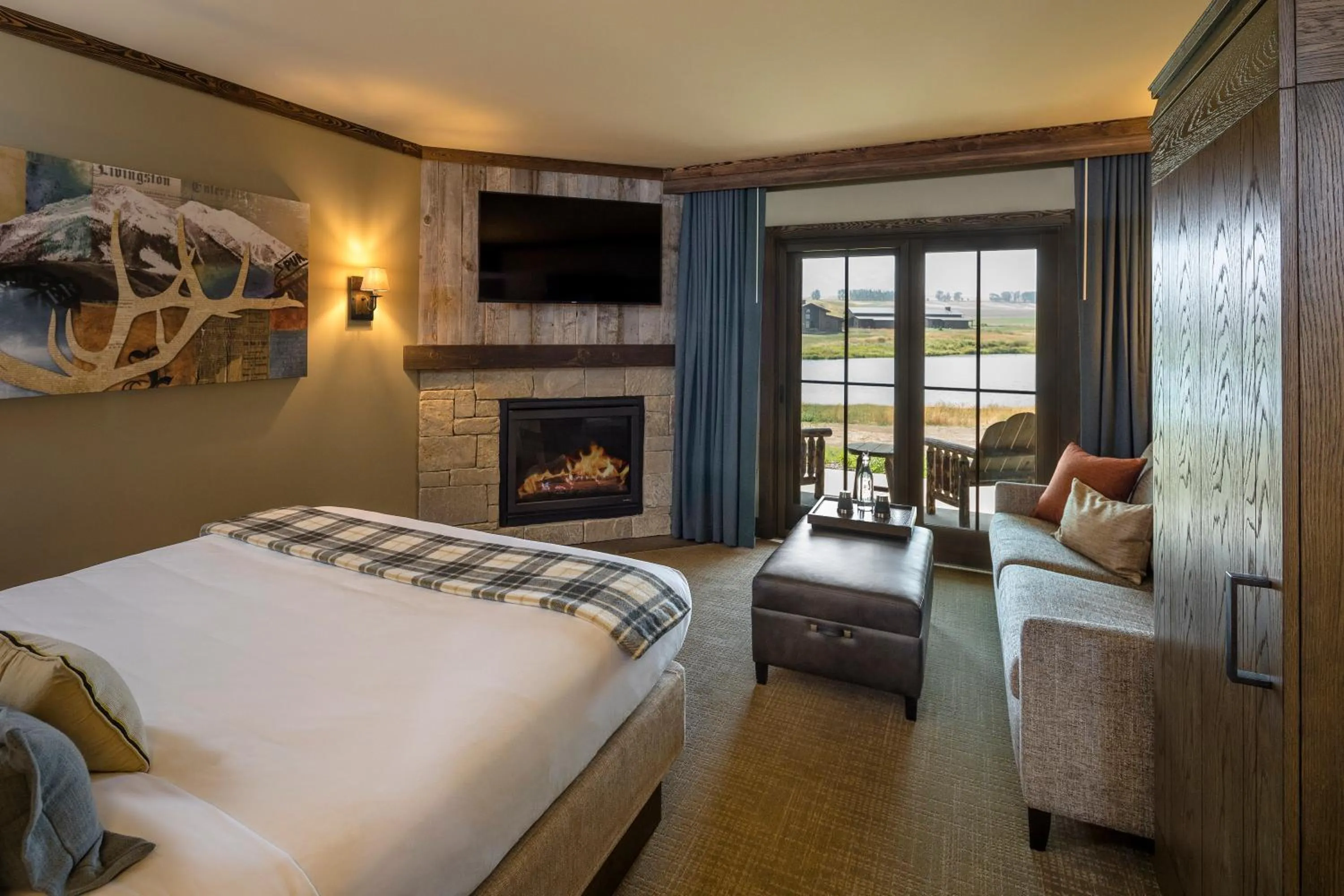 Bedroom, Bed in Sage Lodge