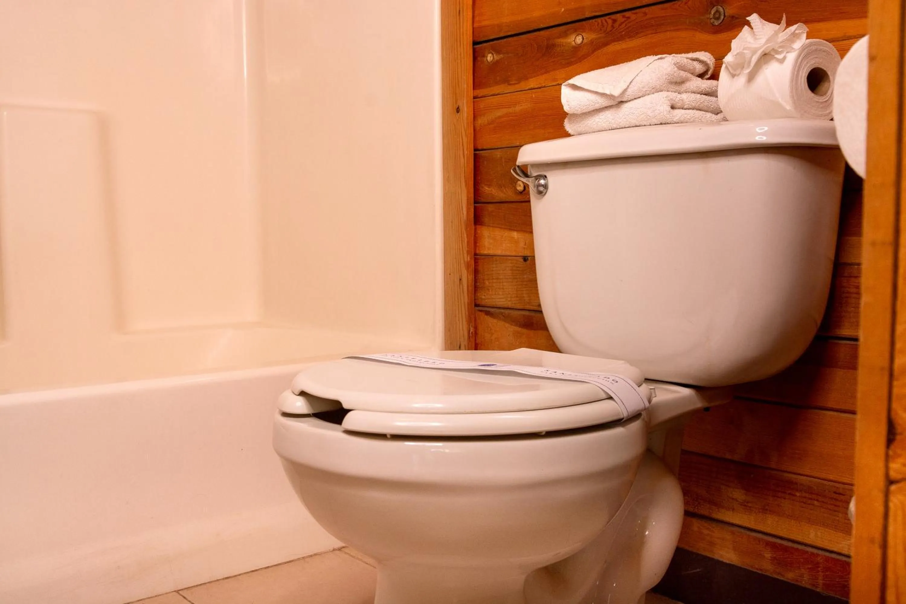 Bathroom in Villa Mexicana Creel Mountain Lodge