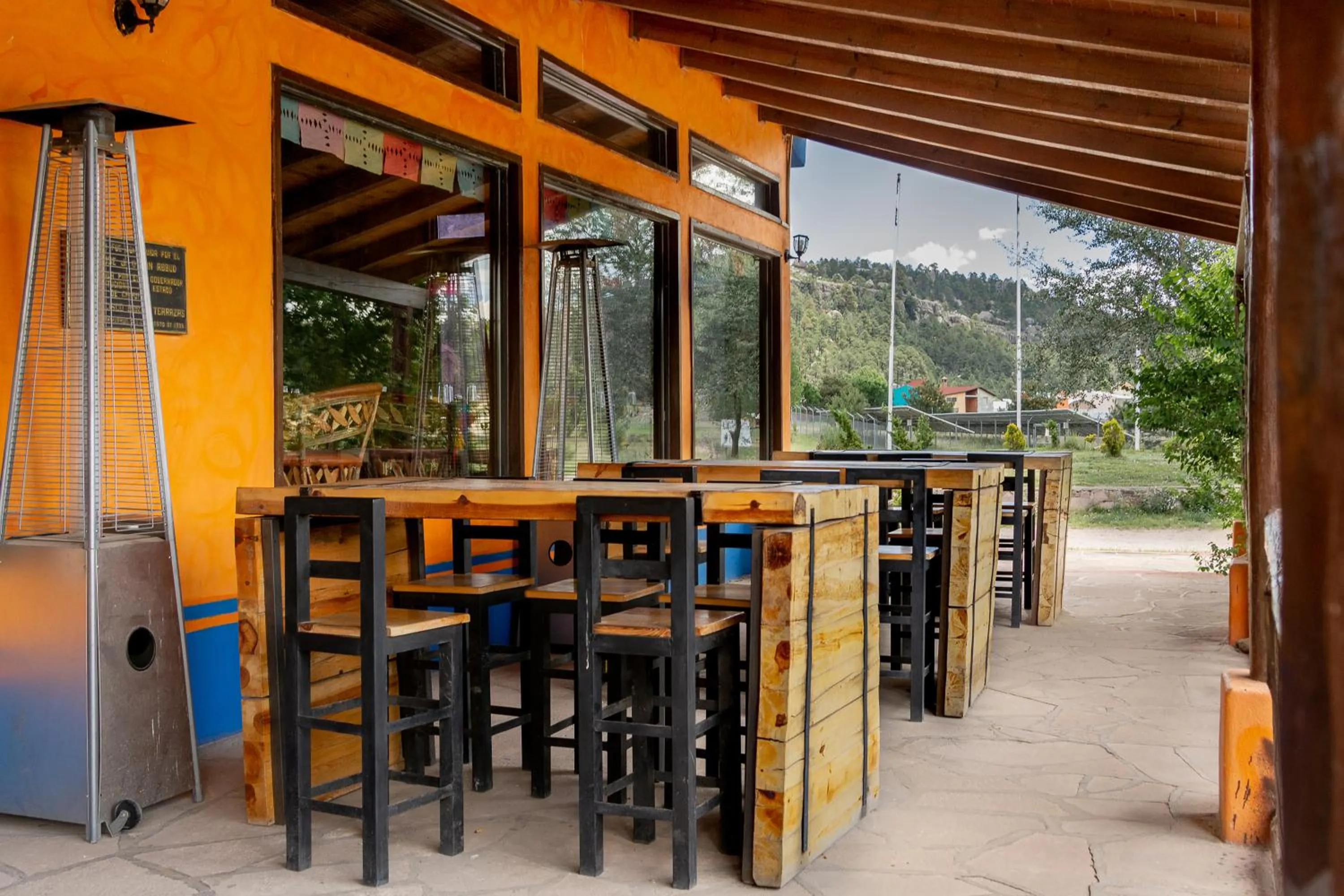 Balcony/Terrace in Villa Mexicana Creel Mountain Lodge