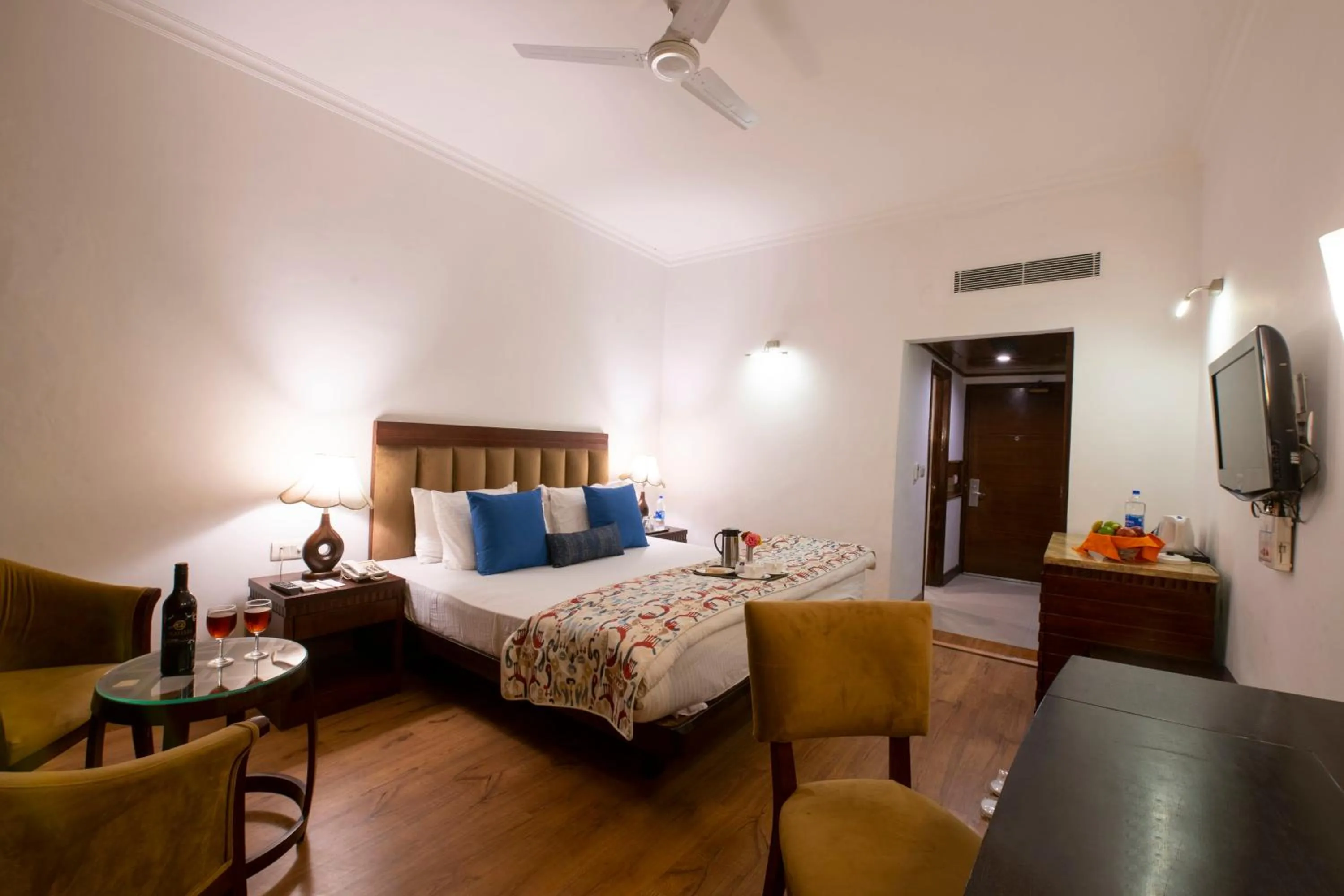 Bed in Mastiff Grand Manali Resort