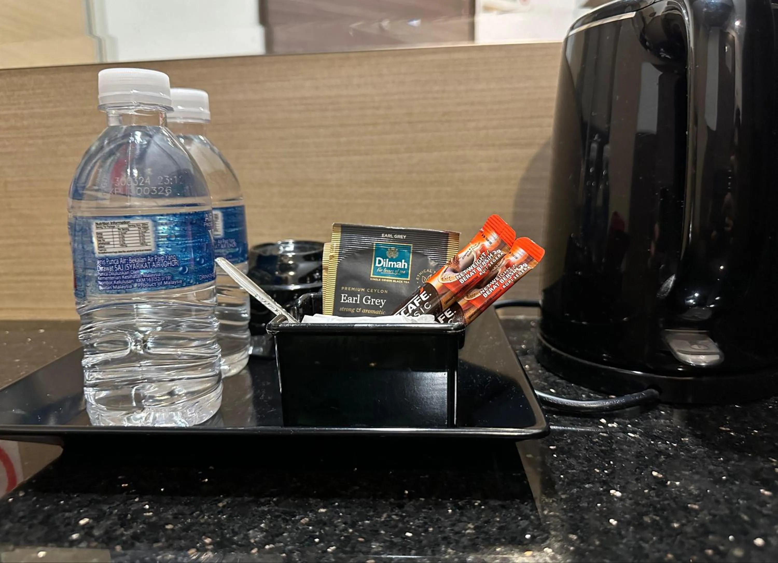 Coffee/tea facilities in The Snooze Hotel at Bugis