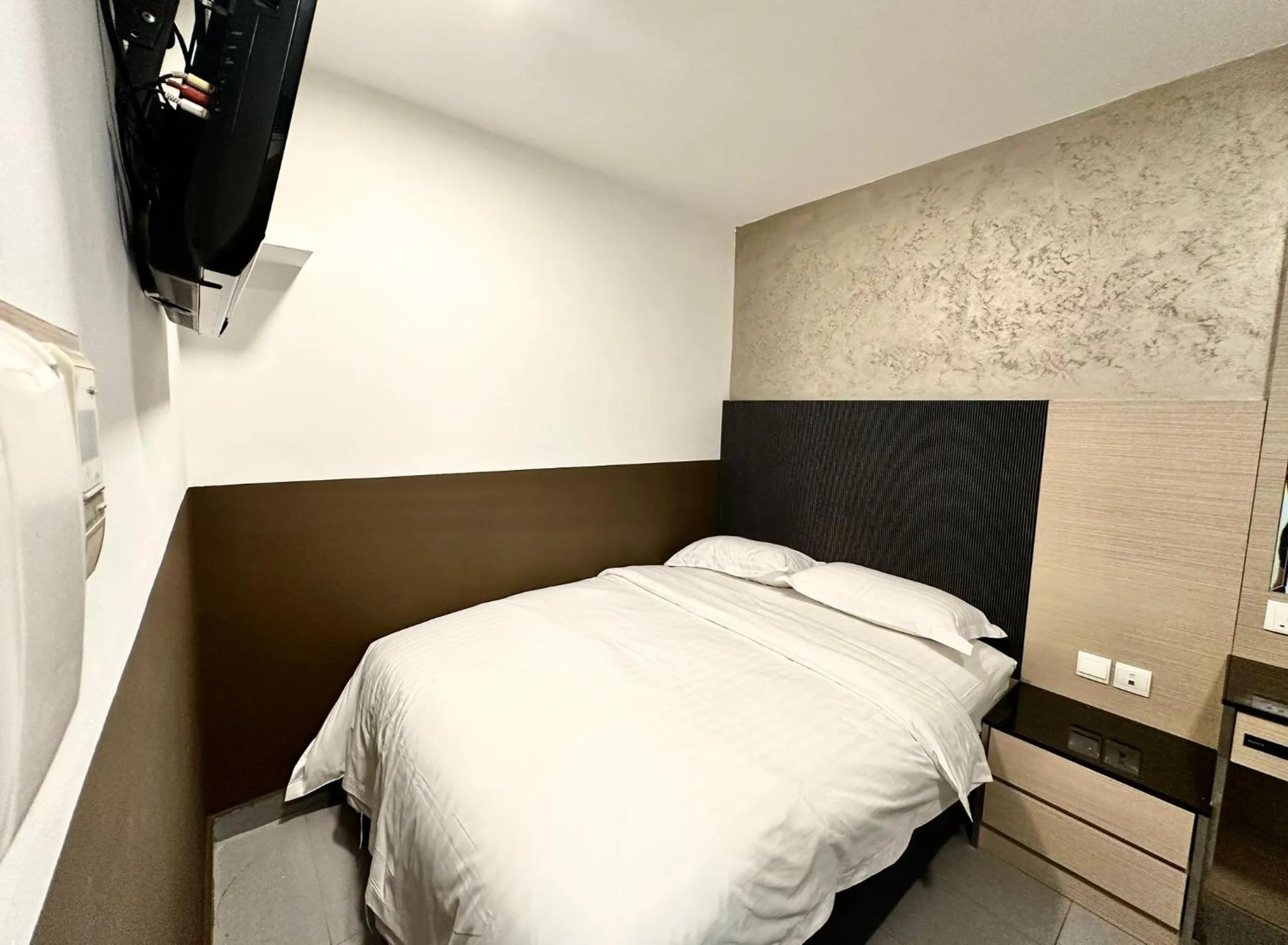 Bed in The Snooze Hotel at Bugis