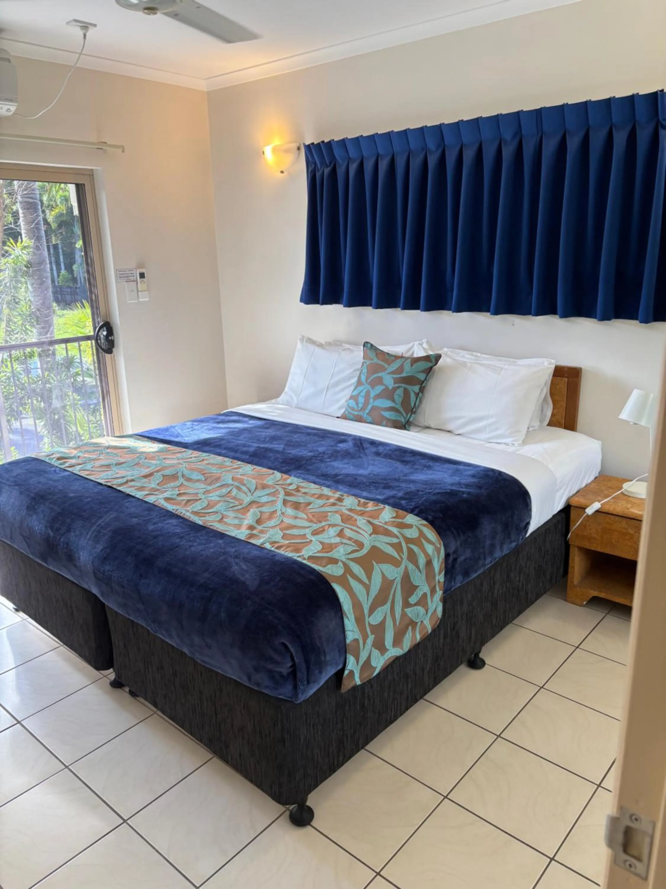 Bed in Mission Reef Resort