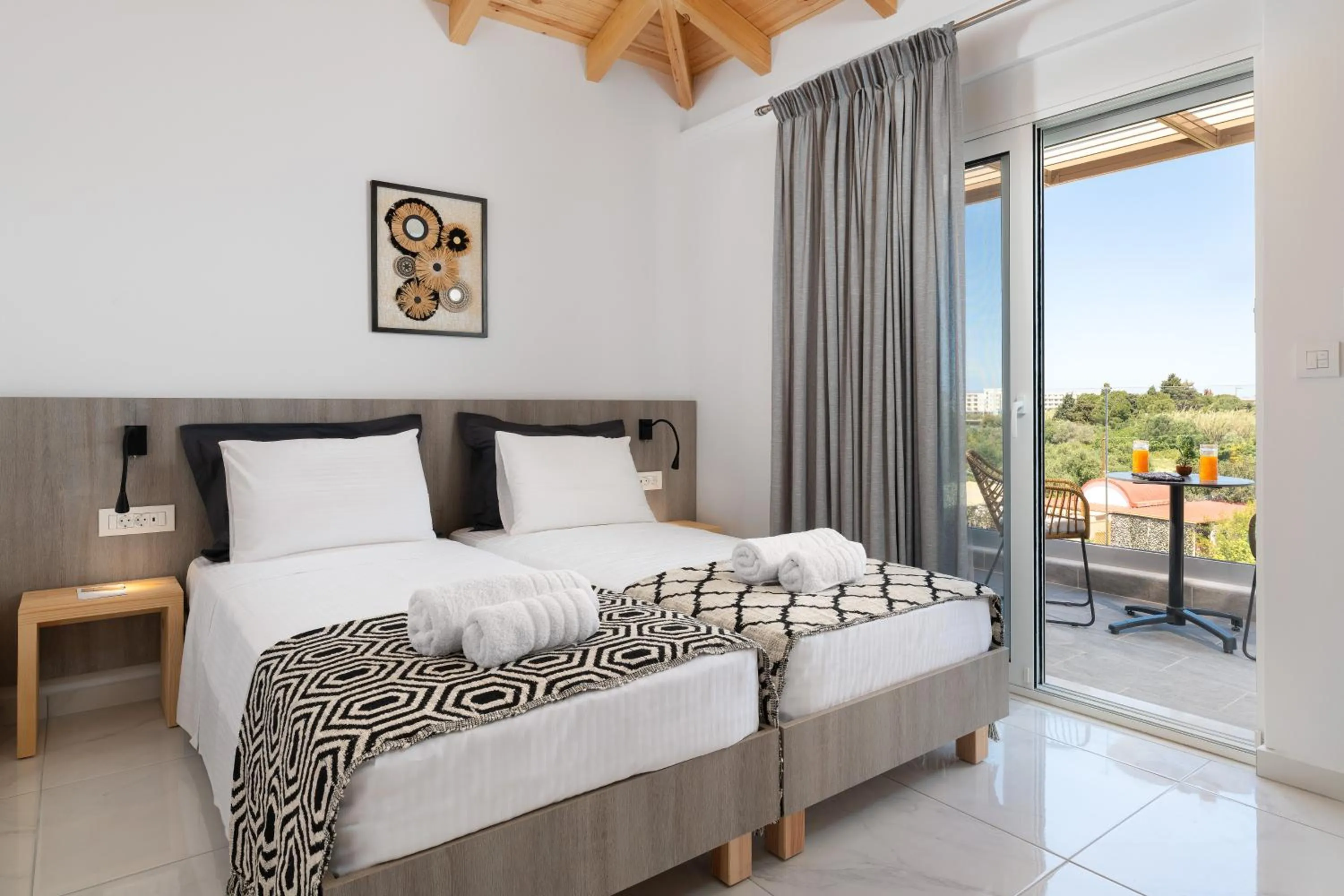 L & C Boutique Apartments