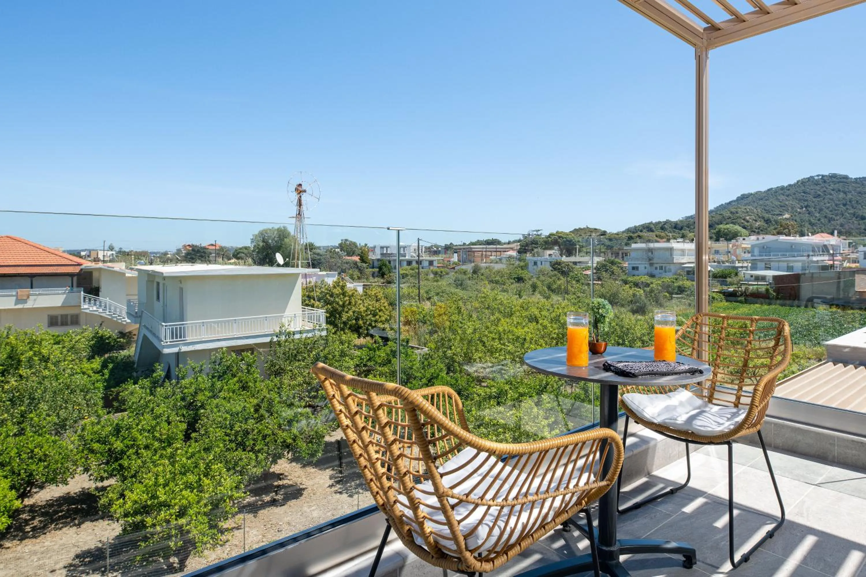 L & C Boutique Apartments