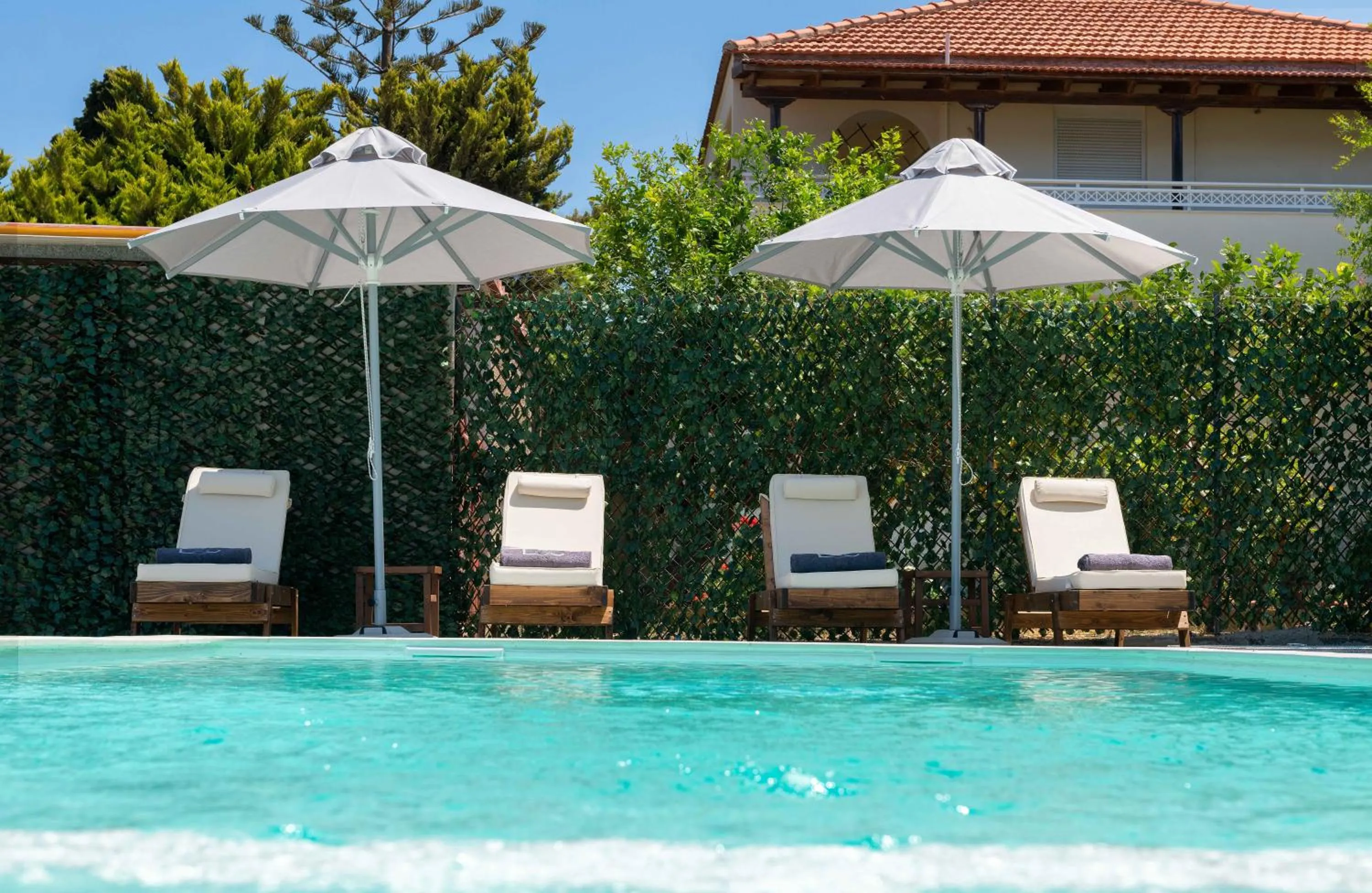 Swimming pool in L & C Boutique Apartments