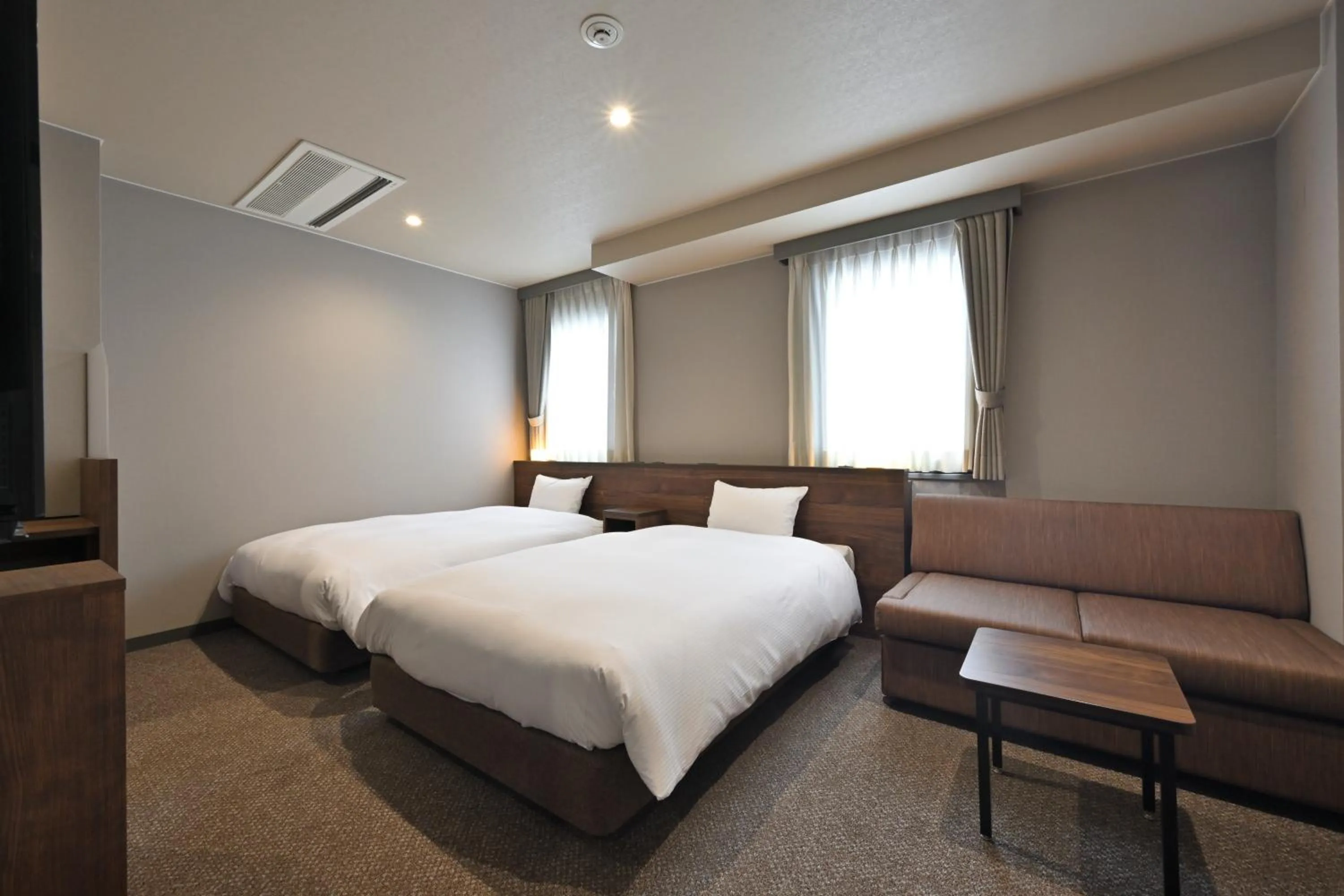 Bedroom, Bed in Matsue New Urban Hotel