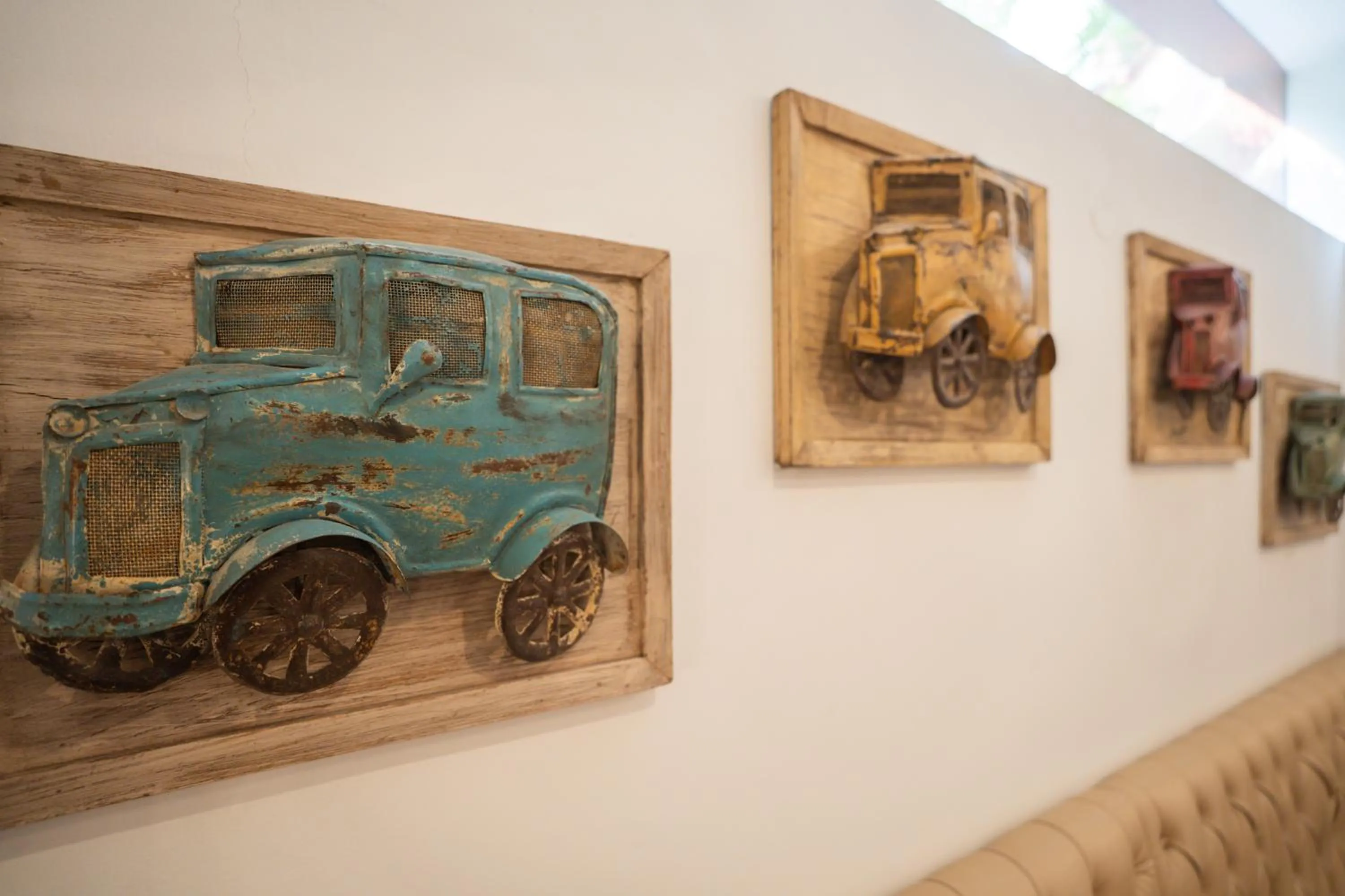 Decorative detail in Ahuja Residency DLF Phase 2