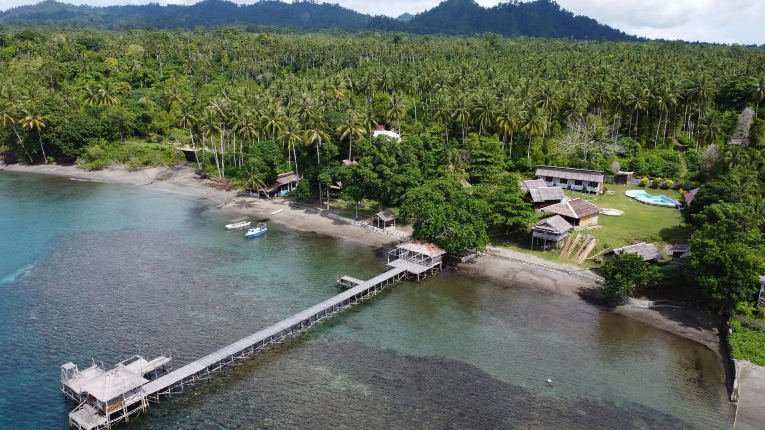 Property building in Pristine Paradise Dive Resort - Togean Islands, Una Una