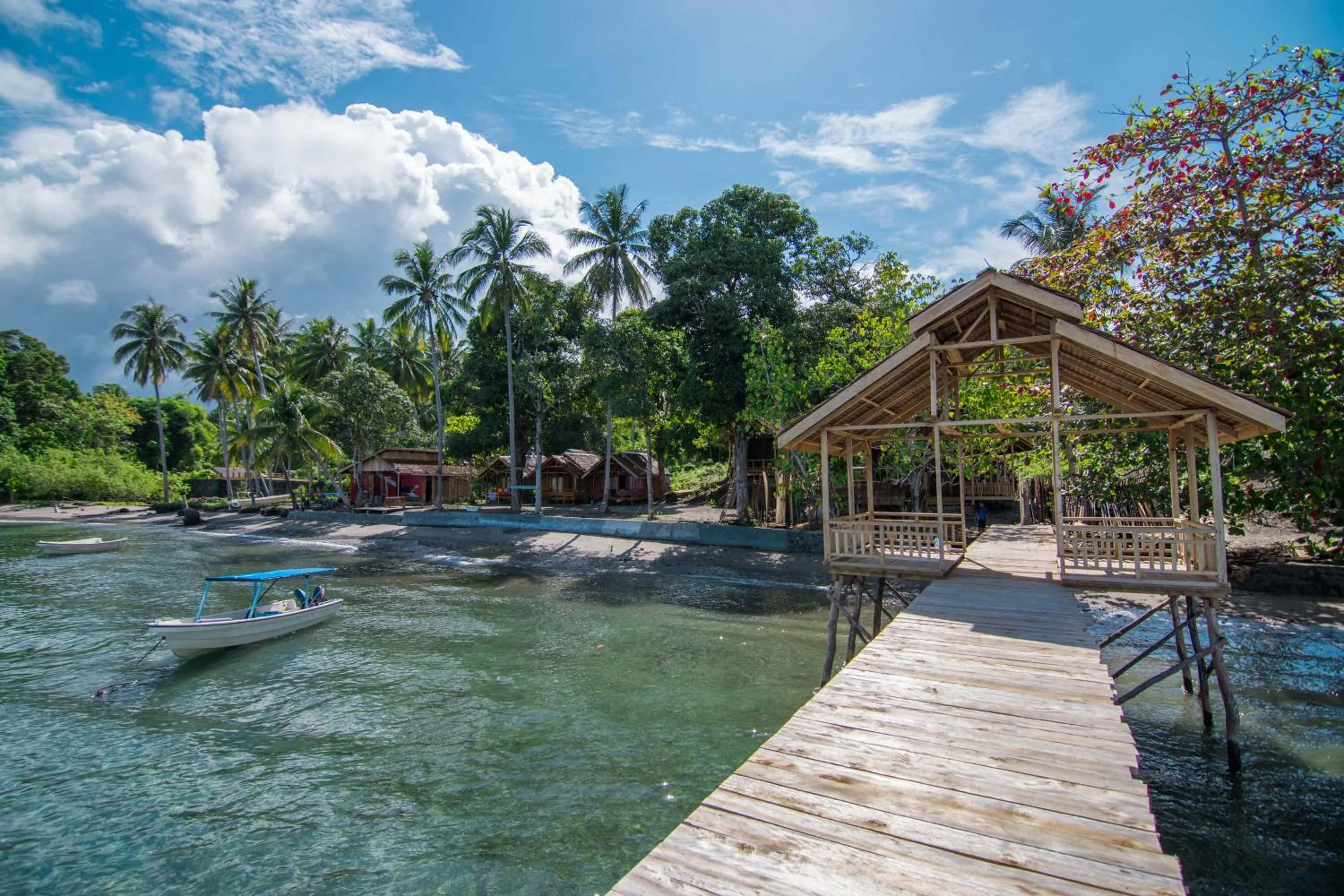Facade/entrance in Pristine Paradise Dive Resort - Togean Islands, Una Una