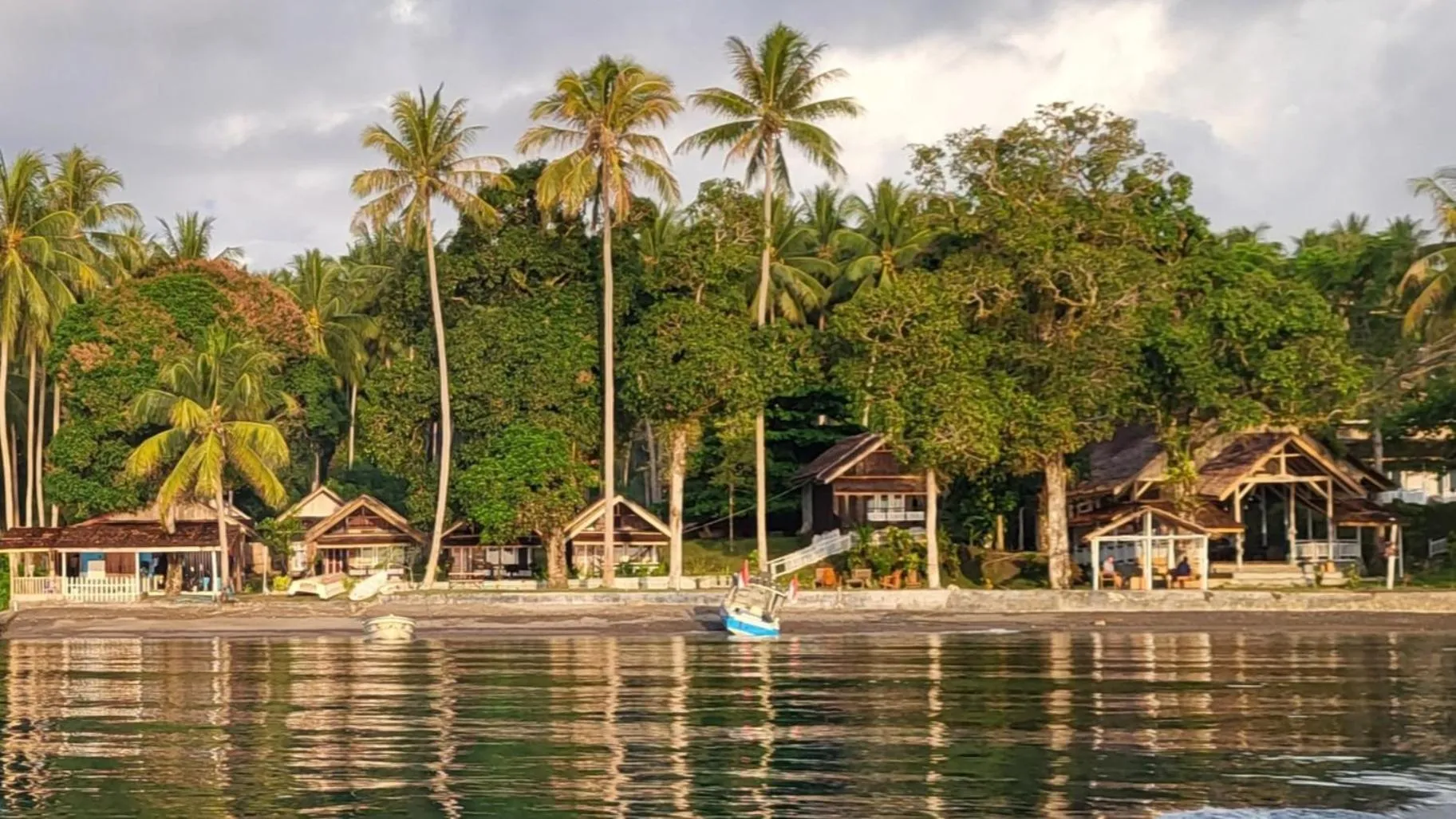 Pristine Paradise Dive Resort - Togean Islands, Una Una