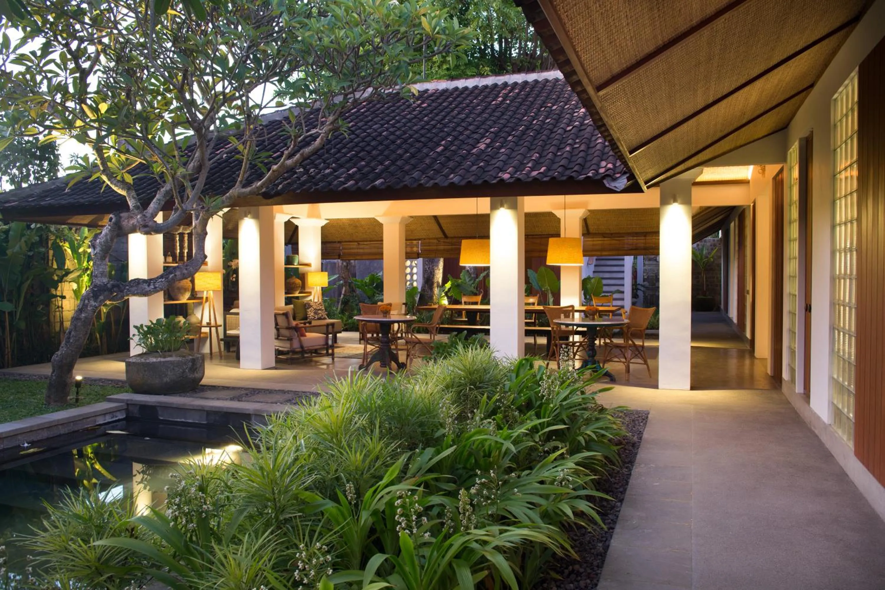 Property building in Atelier TE Designer Guesthouse