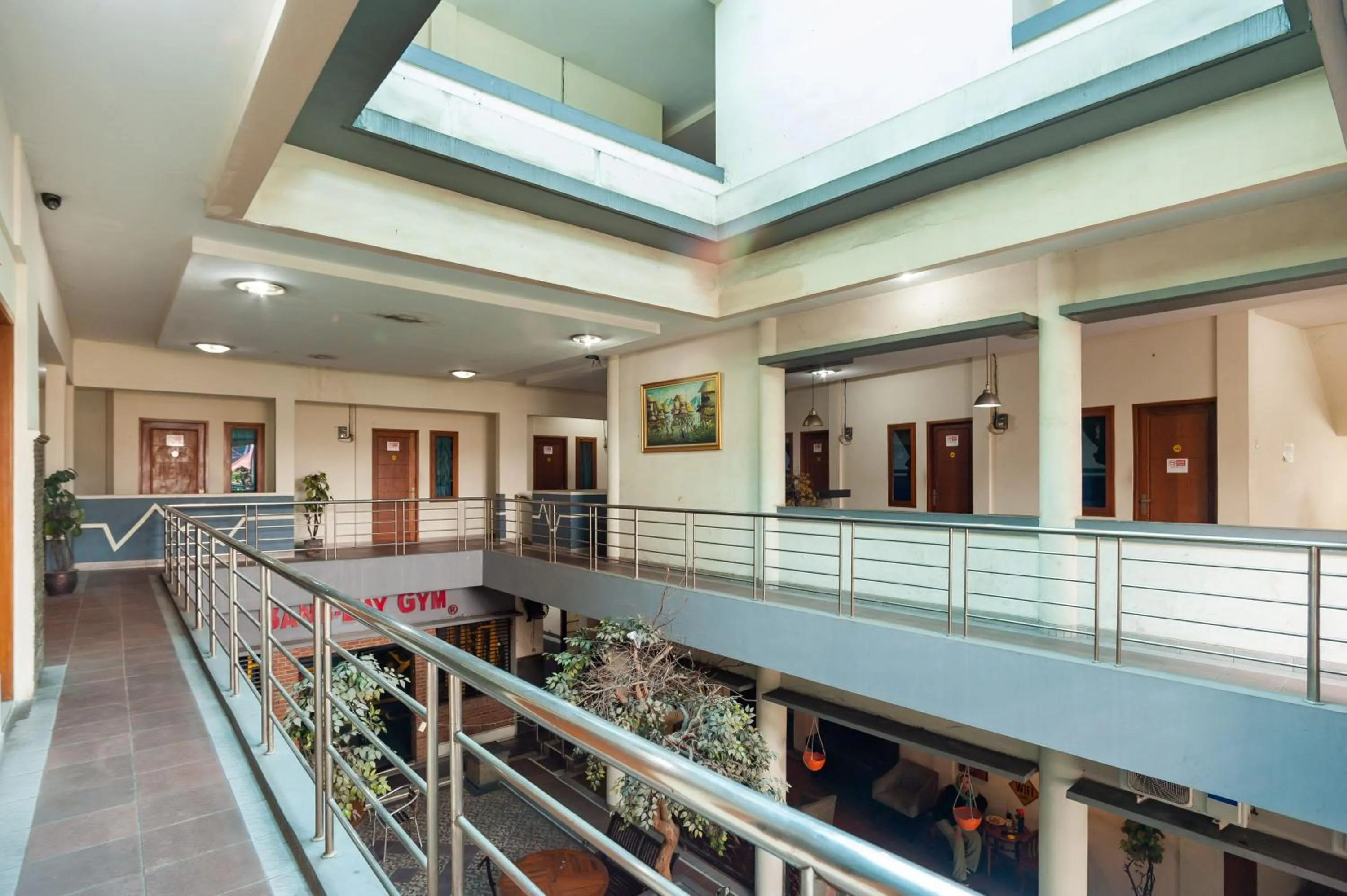 Balcony/Terrace in RedDoorz Plus near Universitas Indonesia