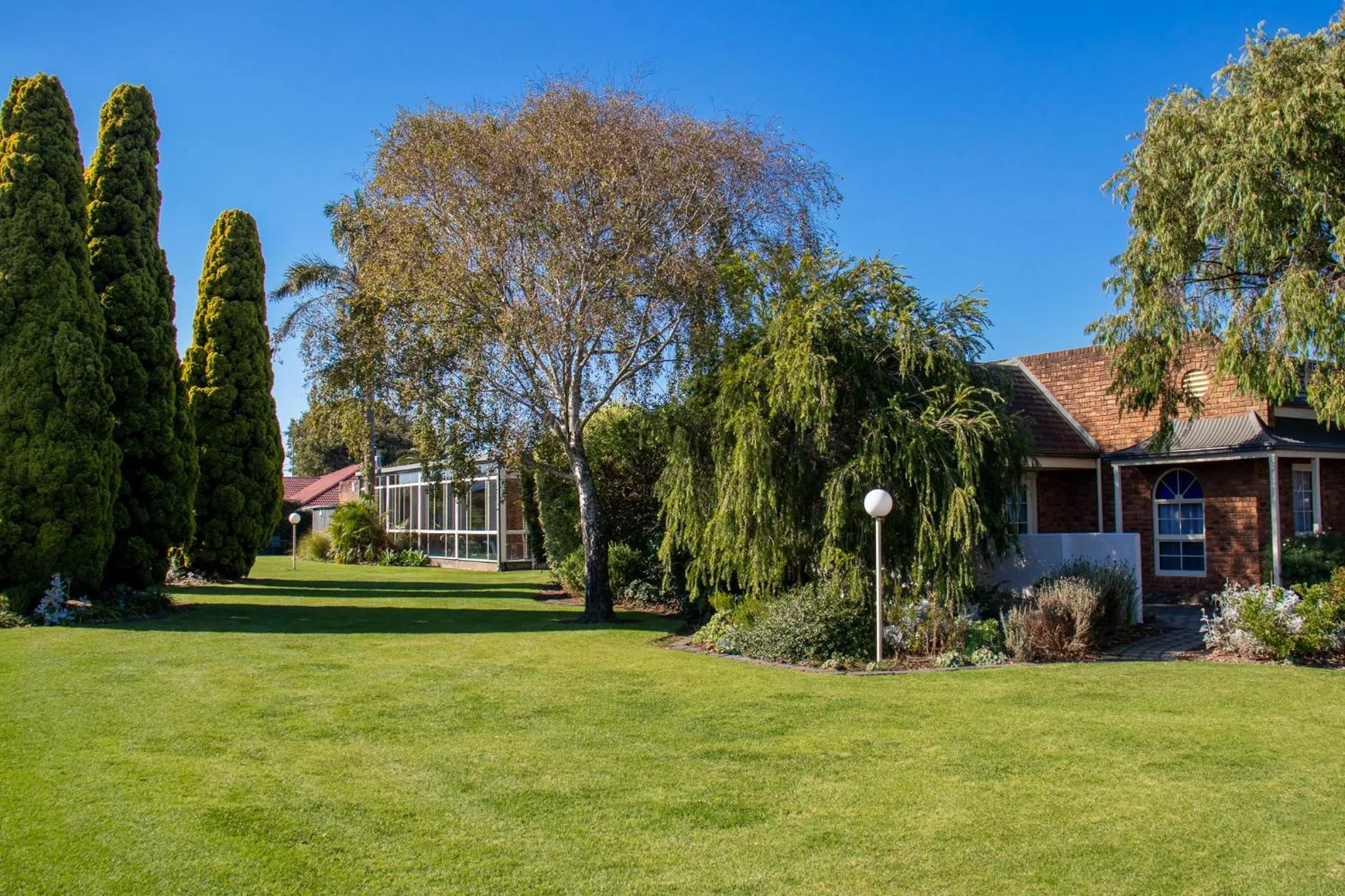 Facade/entrance in Arkana Motor Inn & Terrace Apartments