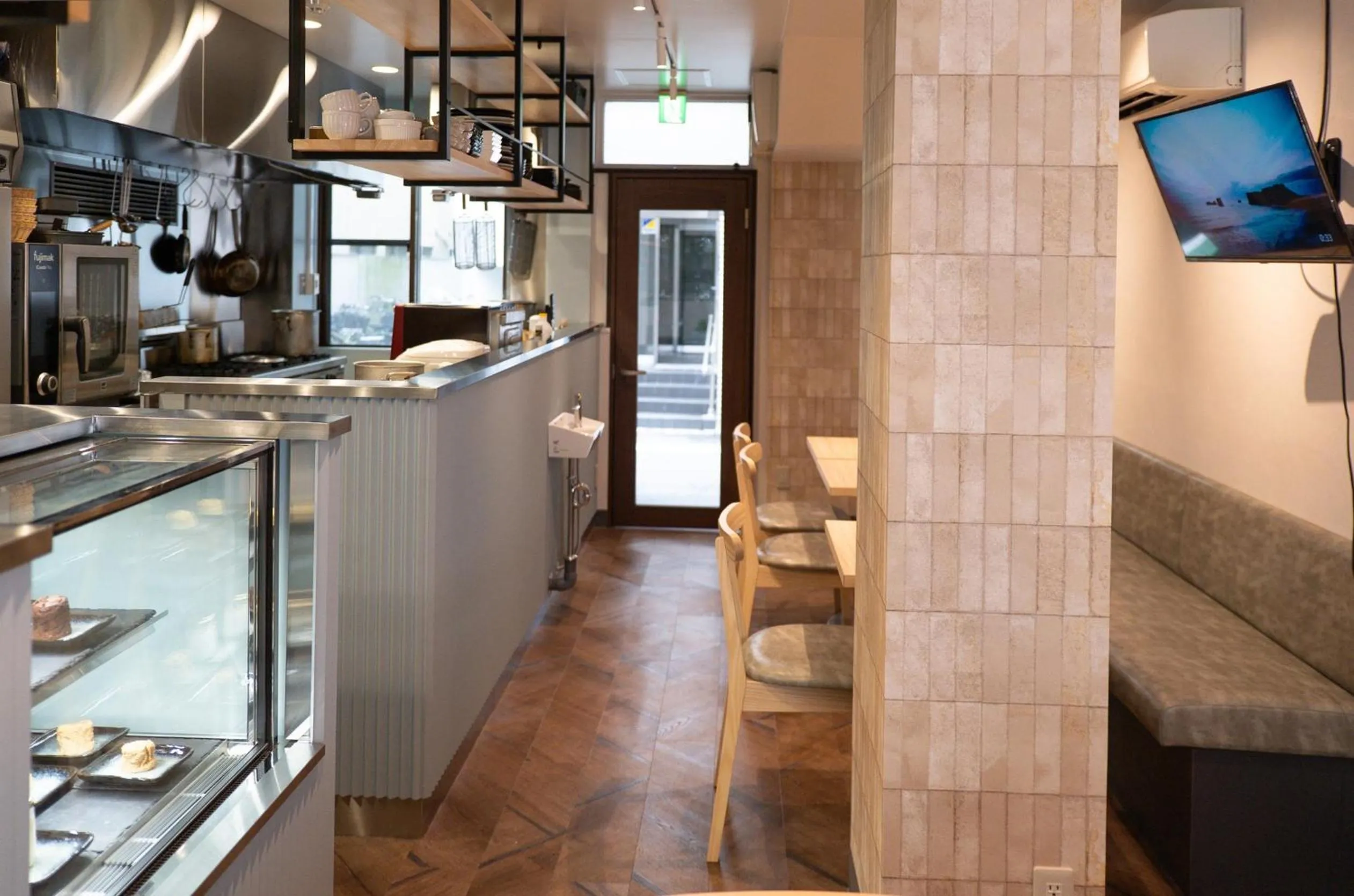 Restaurant/places to eat in Juyoh Hotel