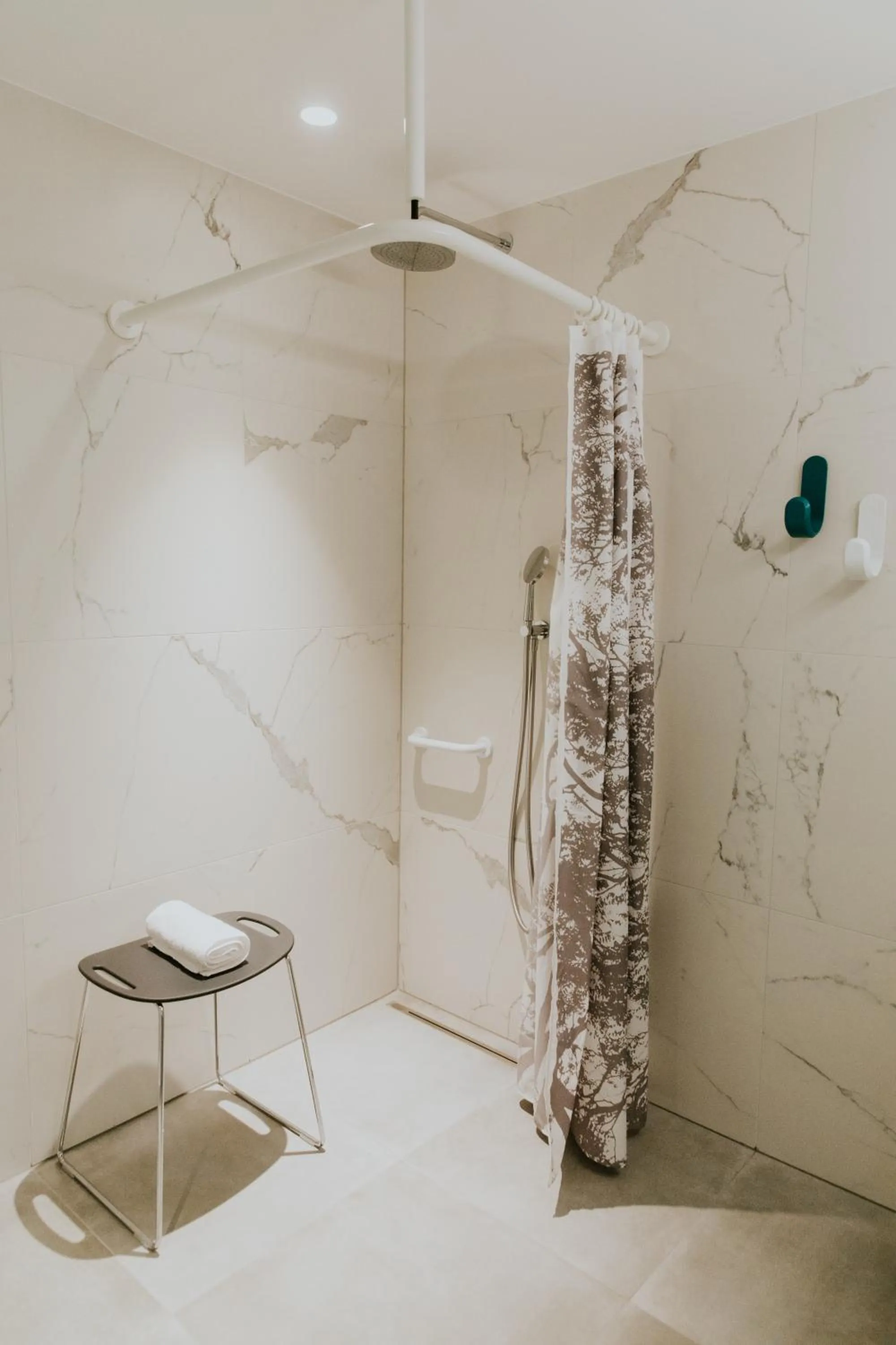 Shower in Hotel Jerom