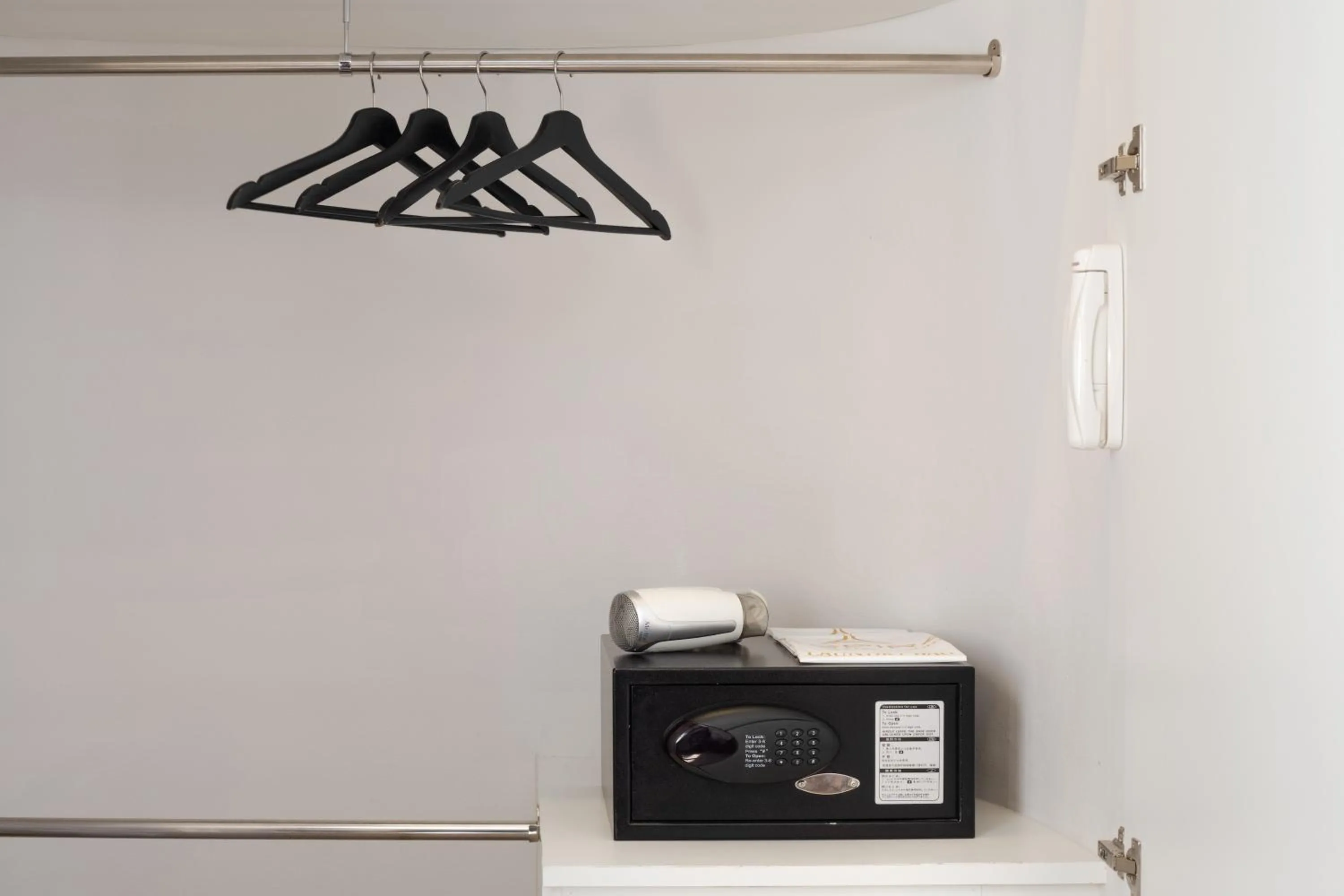 safe in Aspira Residence Ruamrudee