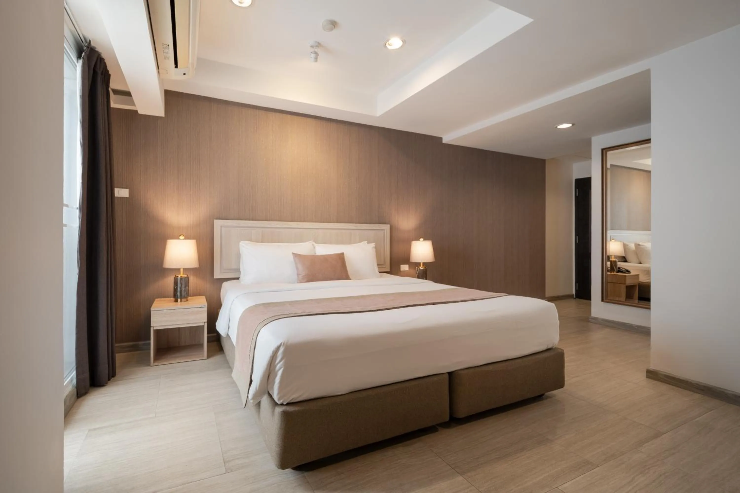 Bedroom, Bed in Aspira Residence Ruamrudee