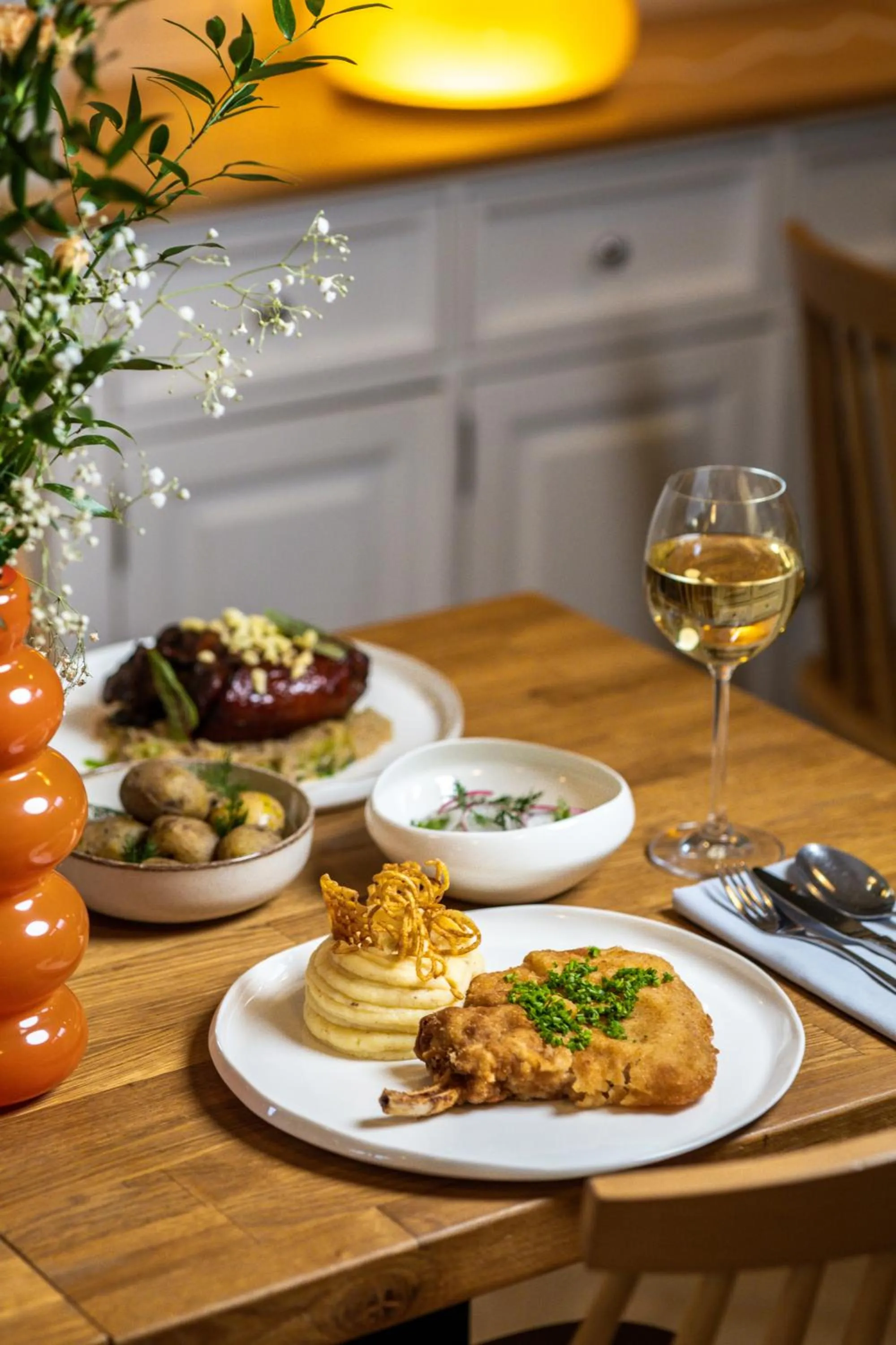 Food and drinks in Hotel Boss