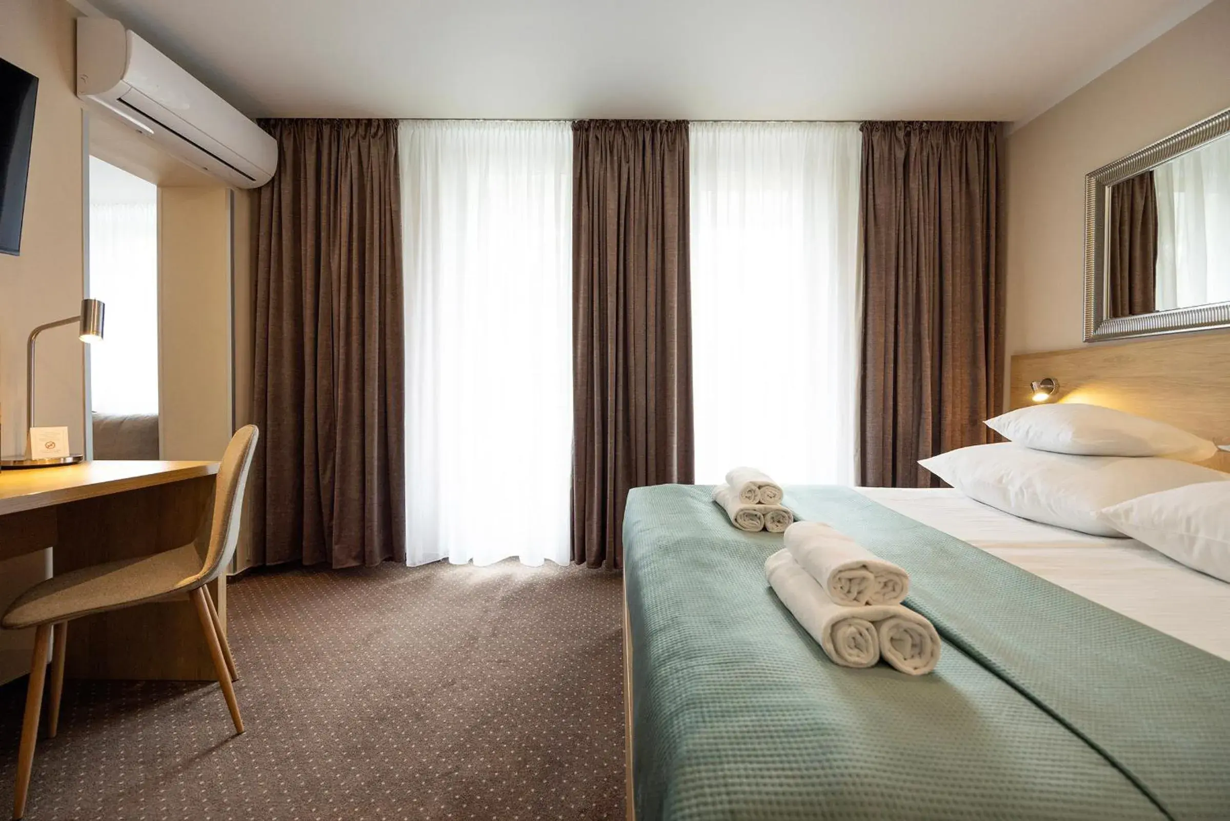 Deluxe Double Room with Balcony - single occupancy in Hotel Boss Deluxe Double Room with Balcony - single occupancy in Hotel Boss