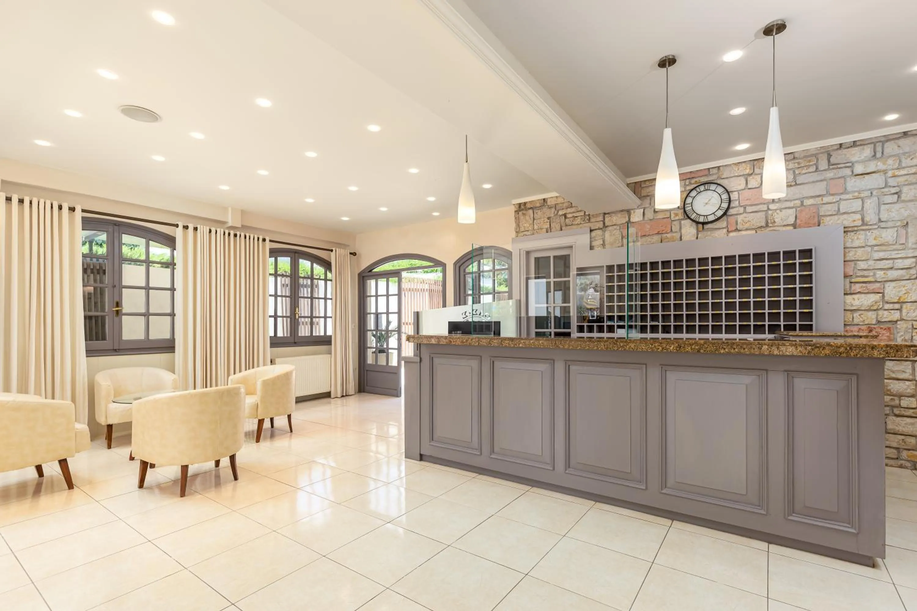 Lobby or reception in Oasis Hotel