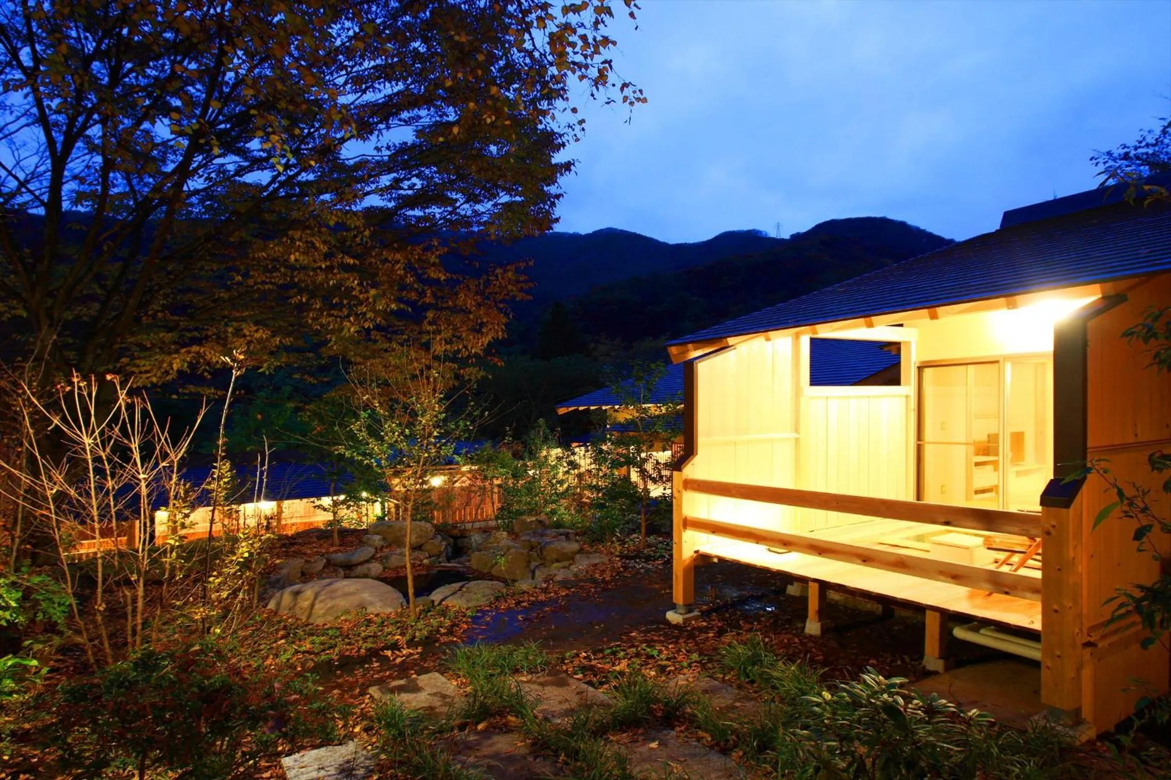 Property building in Syoubun