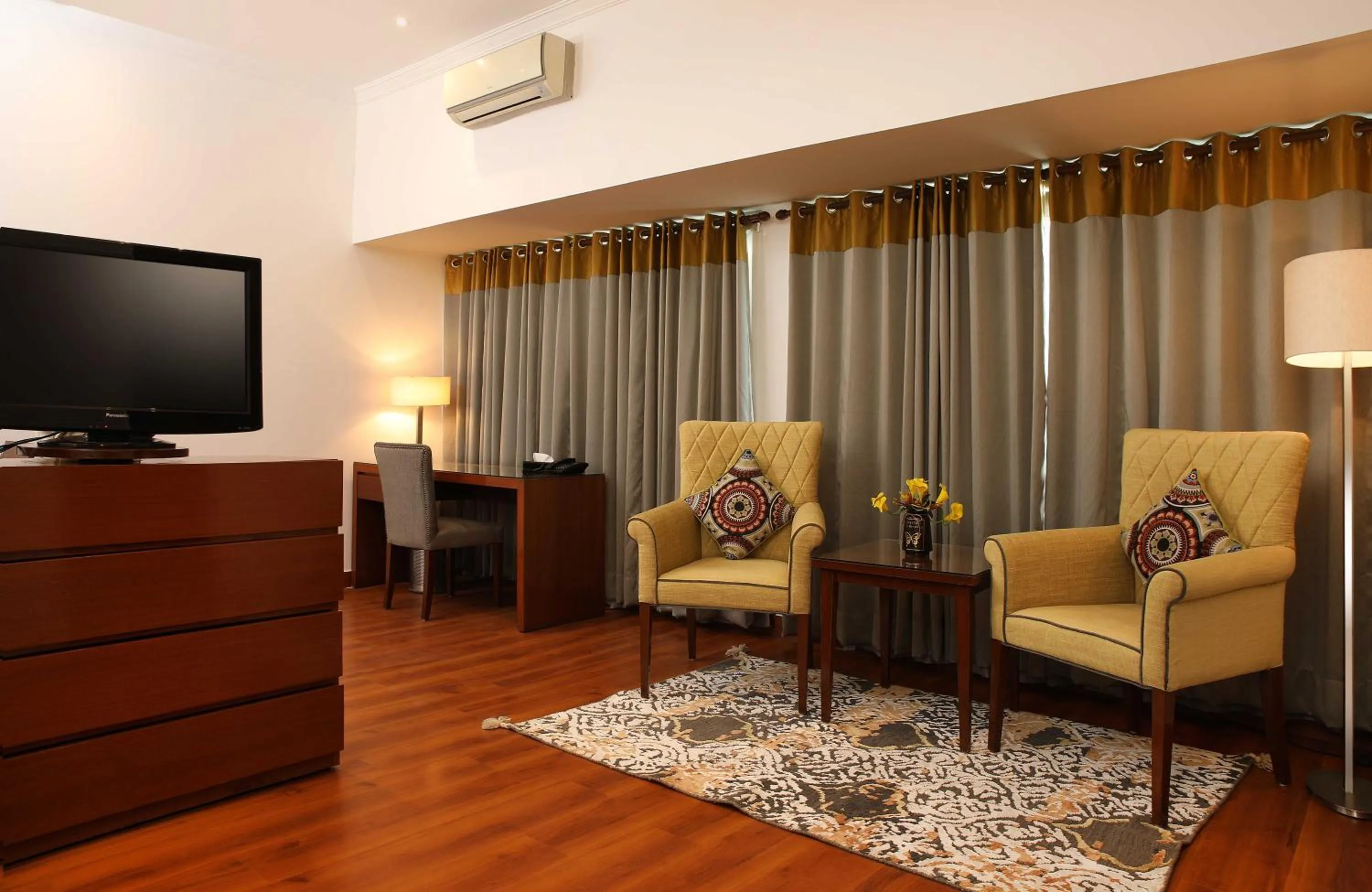 TV and multimedia in Ahuja Residency Sunder Nagar