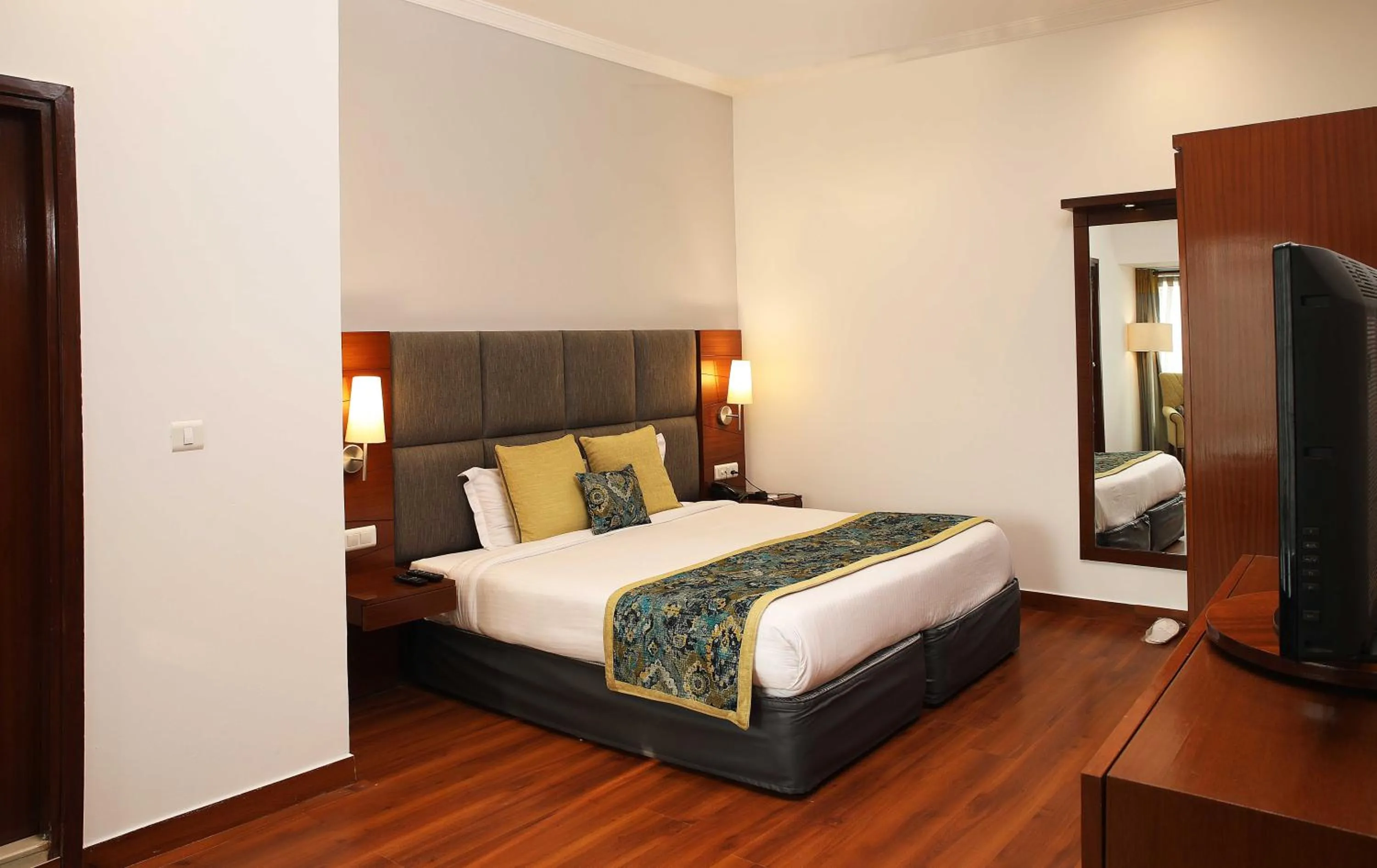 Bedroom, Bed in Ahuja Residency Sunder Nagar
