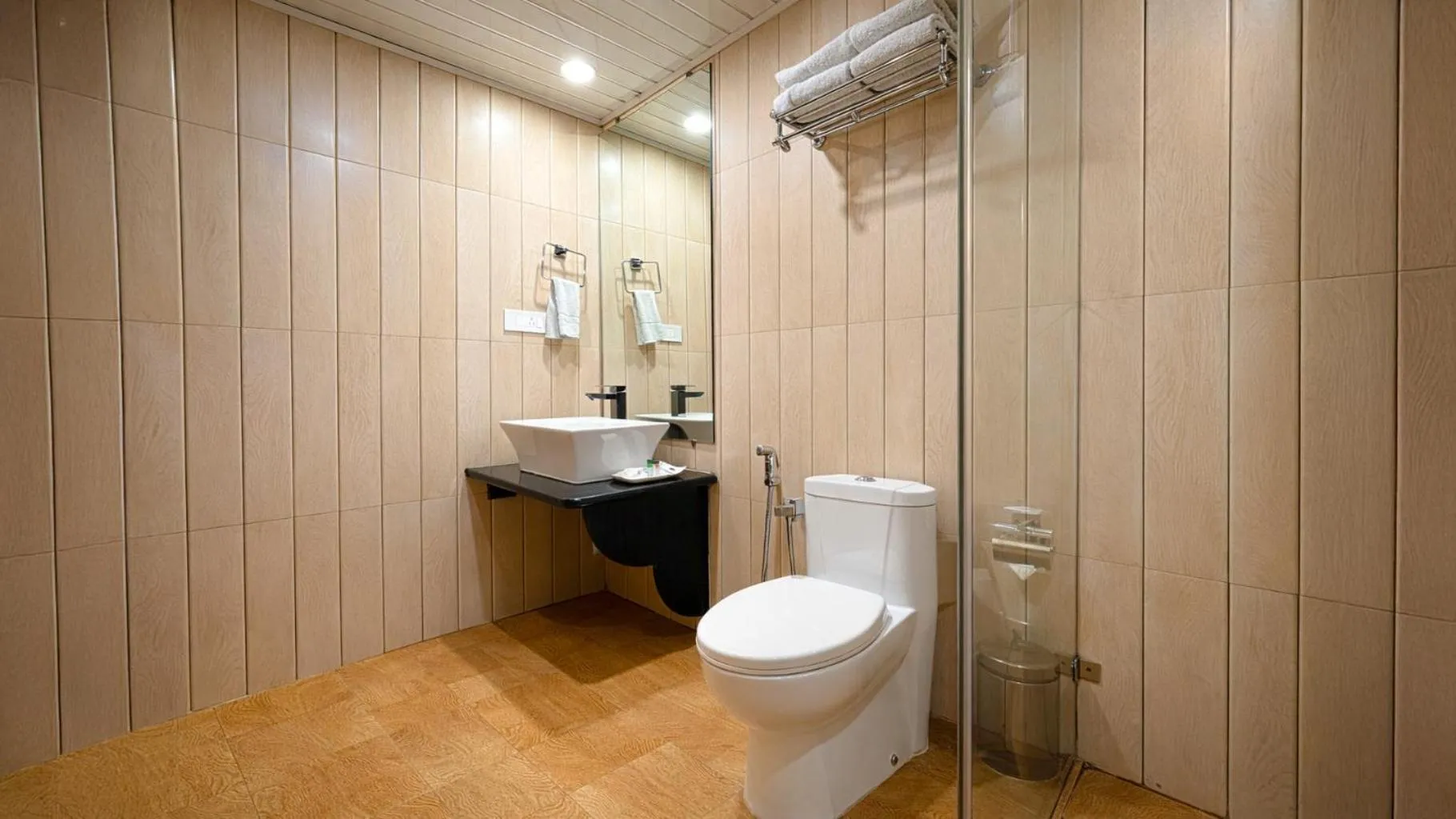 Bathroom in Yashshree Jai Hotel & Banquet