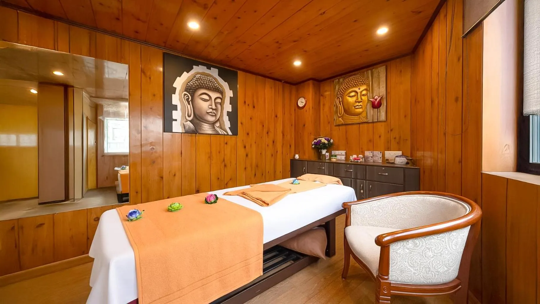 Spa and wellness centre/facilities in Yashshree Jai Hotel & Banquet