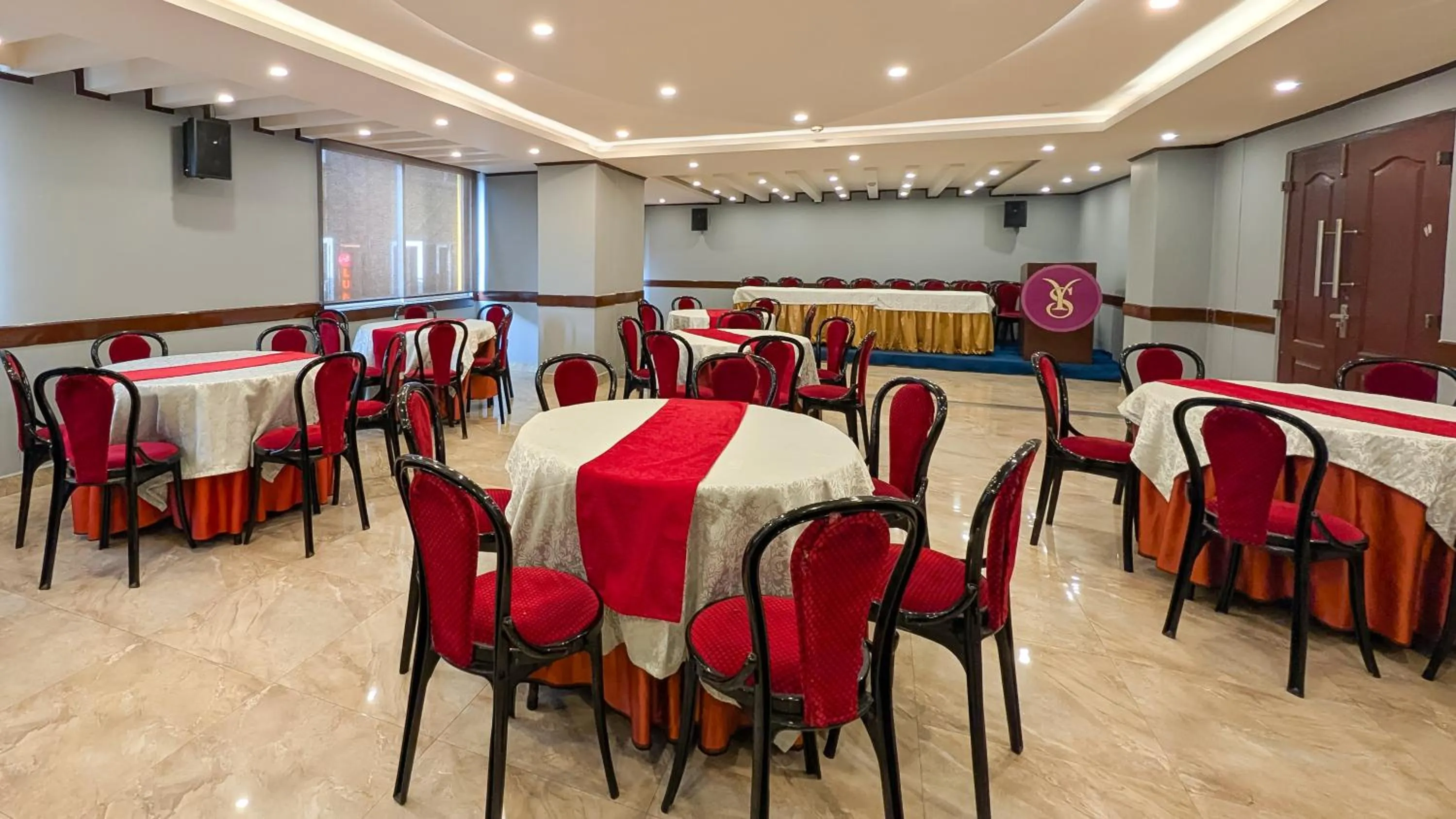 Banquet/Function facilities in Yashshree Jai Hotel & Banquet