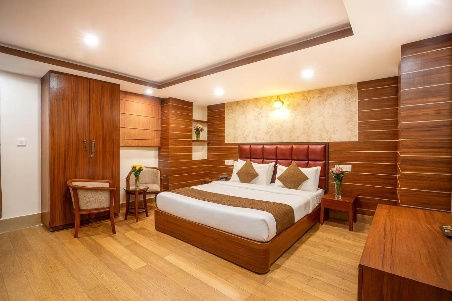 Bedroom, Bed in Yashshree Jai Hotel & Banquet