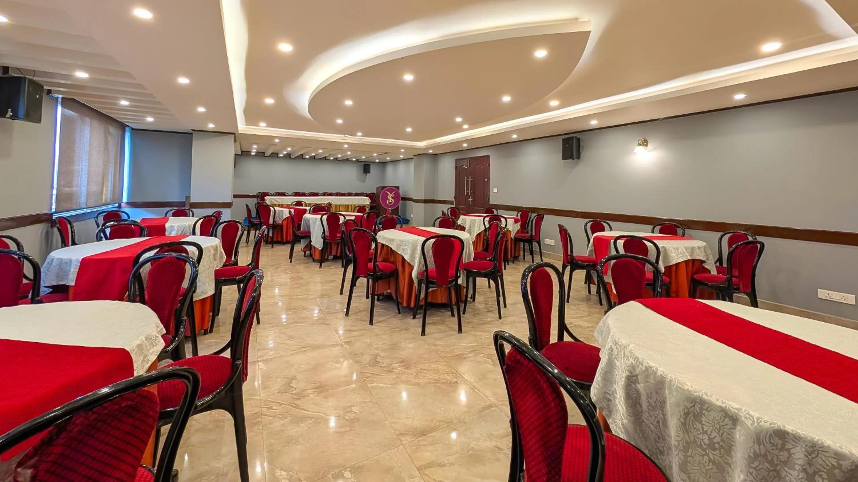 Banquet/Function facilities in Yashshree Jai Hotel & Banquet