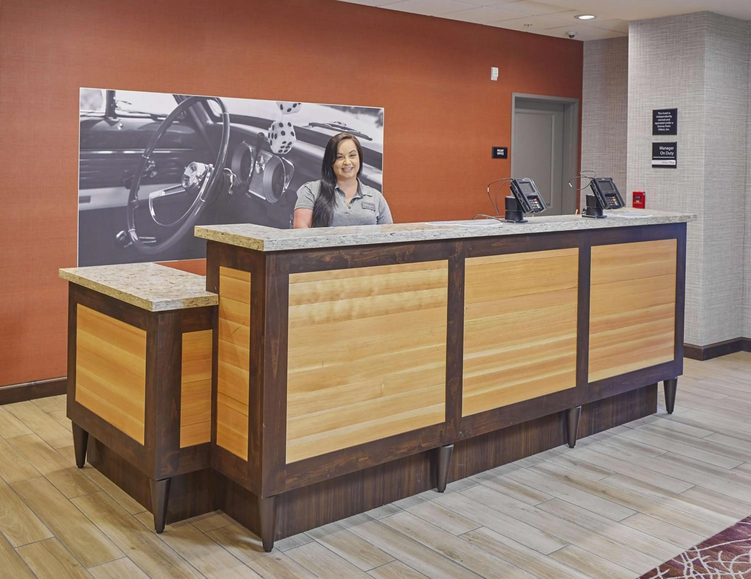 Lobby or reception in Hampton Inn & Suites Roseburg