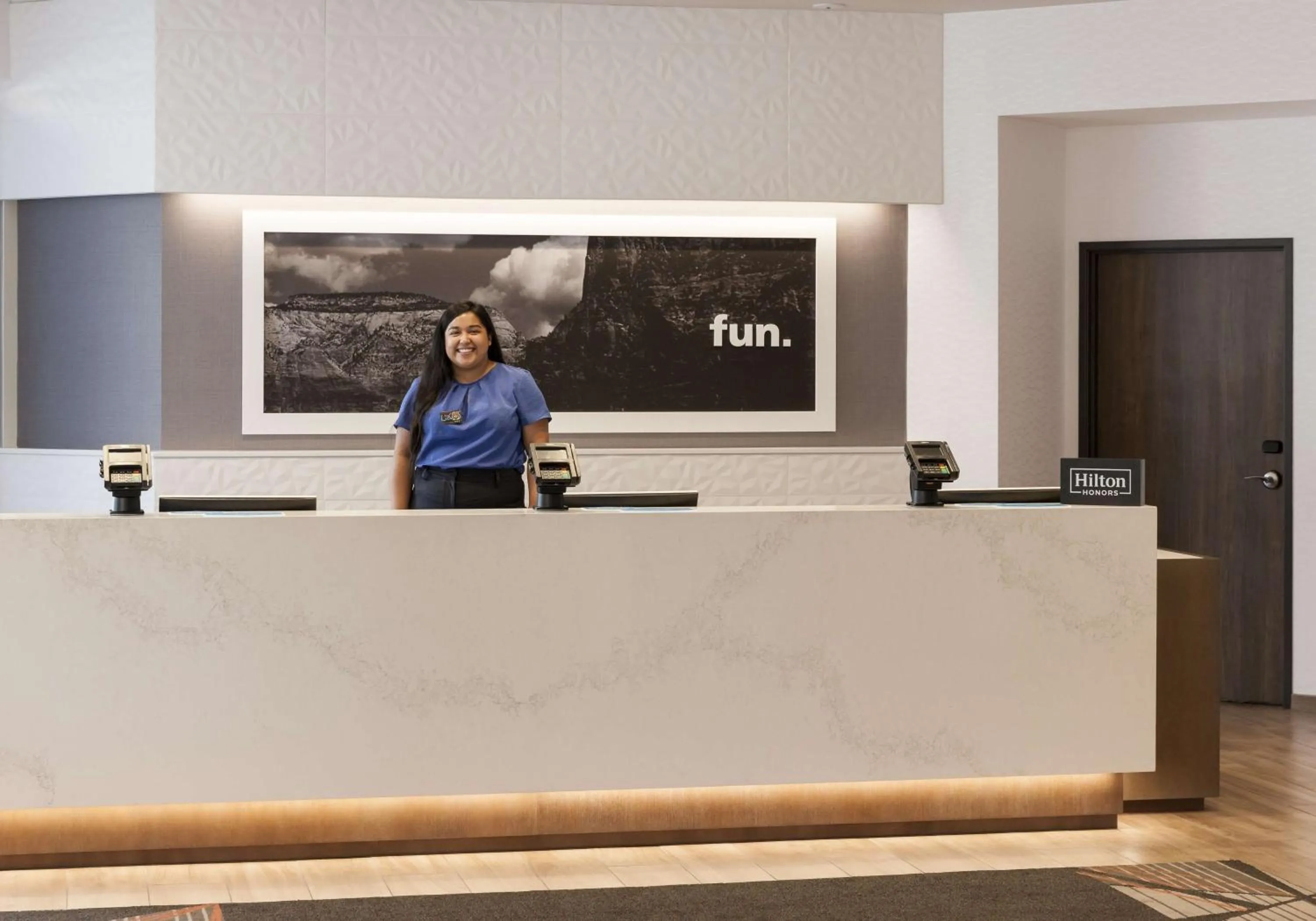 Lobby or reception in Hampton Inn & Suites Phoenix Downtown