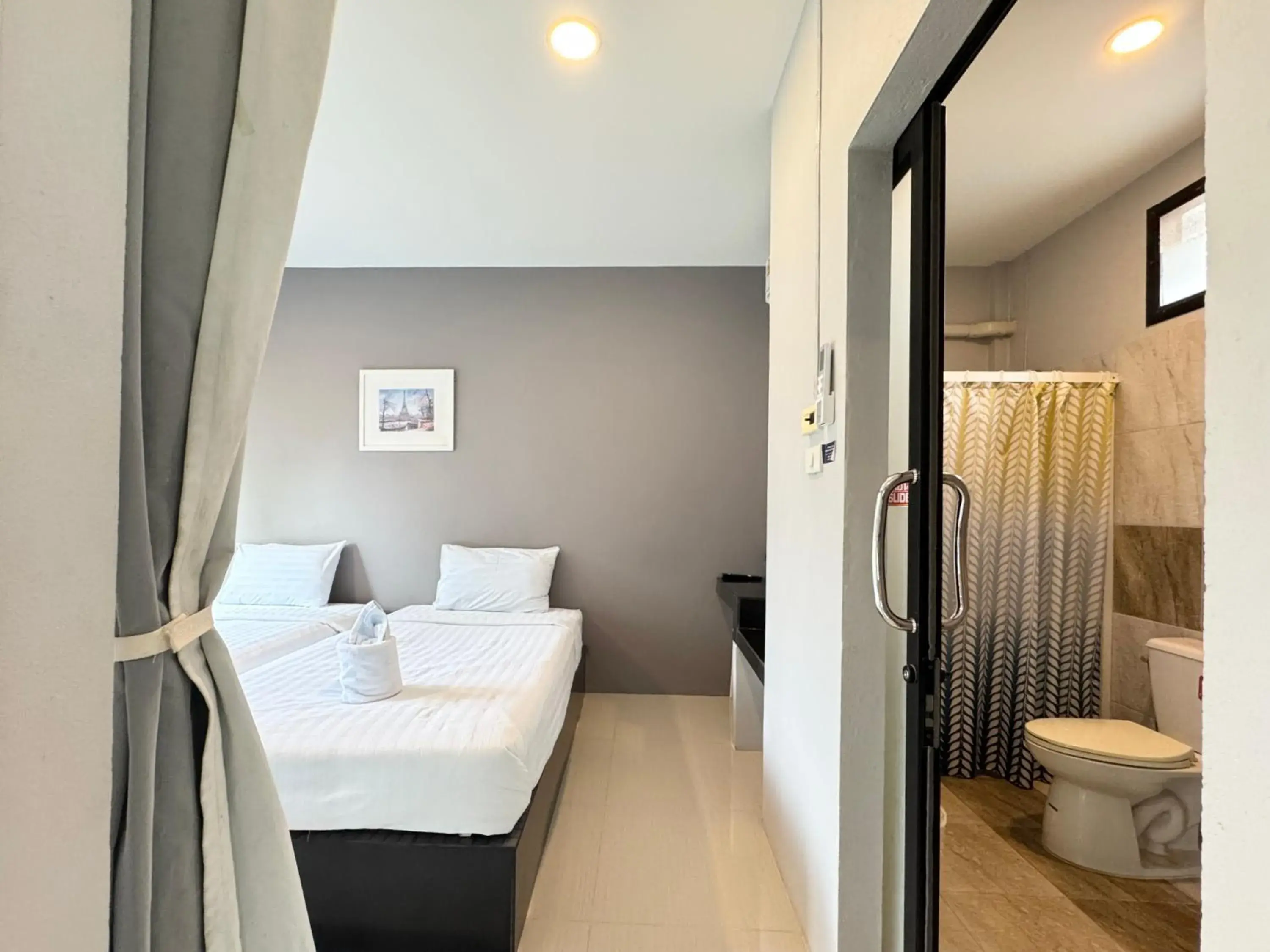 Superior King Room in Lamer Ville - ละเมอวิลล์ จันทบุรี Superior King Room in Lamer Ville - ละเมอวิลล์ จันทบุรี