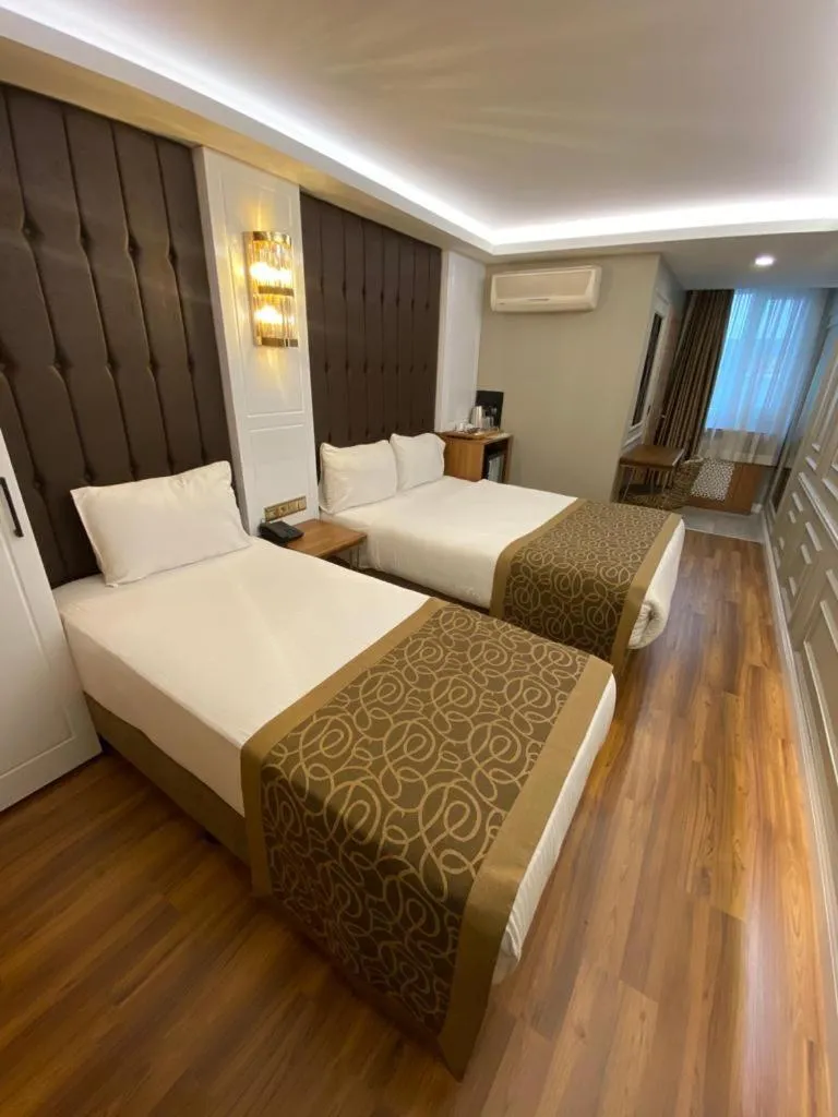 Bed in Gumus Palace Gungoren