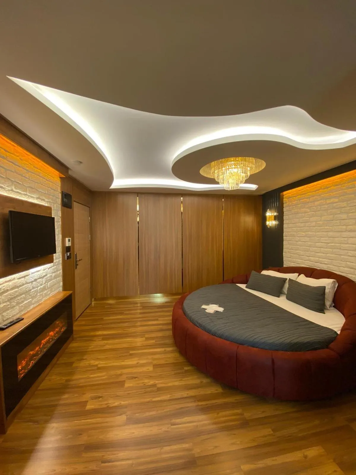 Food, Bed in Gumus Palace Gungoren