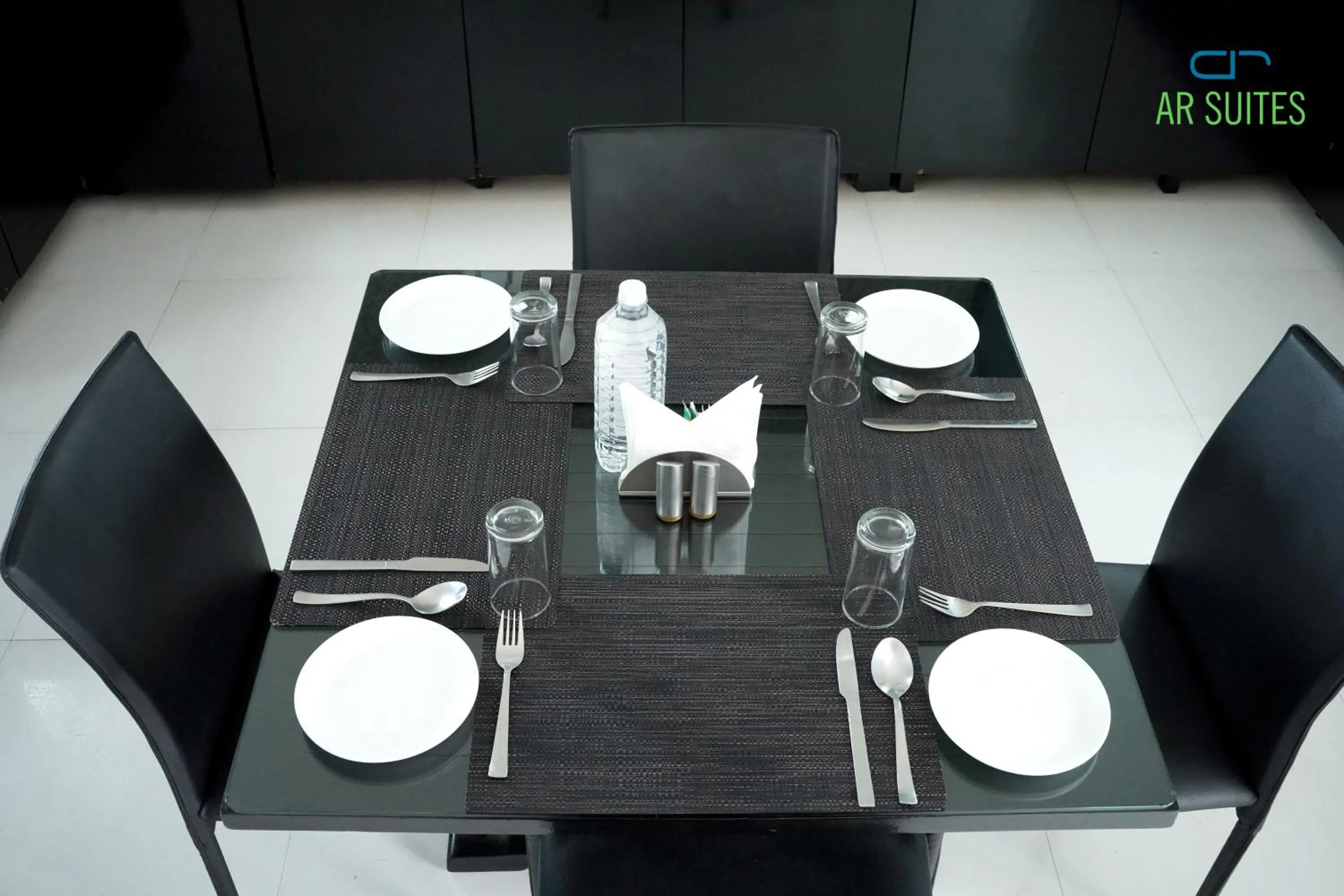 Restaurant/places to eat in AR Suites Fontana Bay - Kalyani Nagar