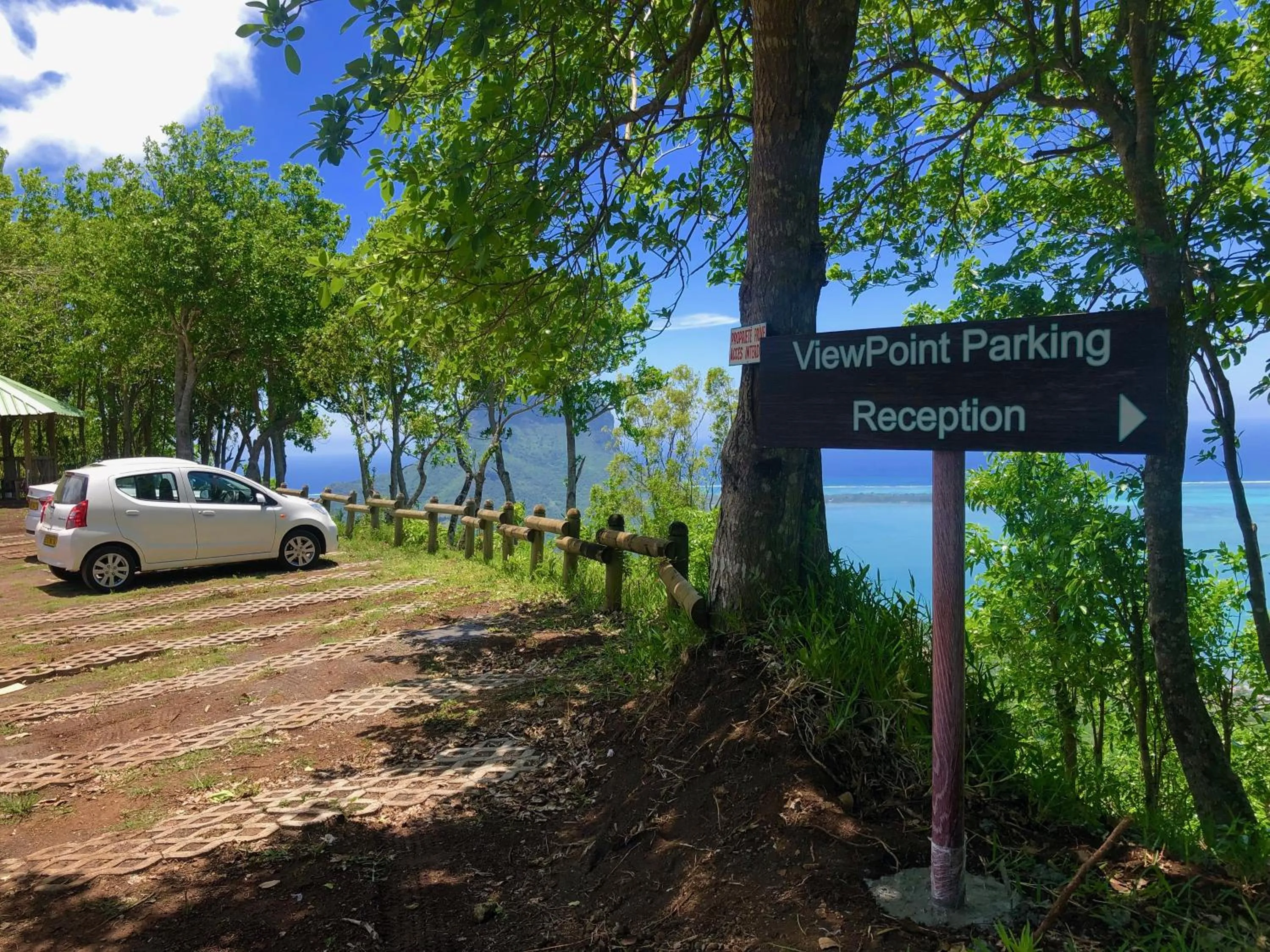 Property logo or sign in Hotel Chalets Chamarel