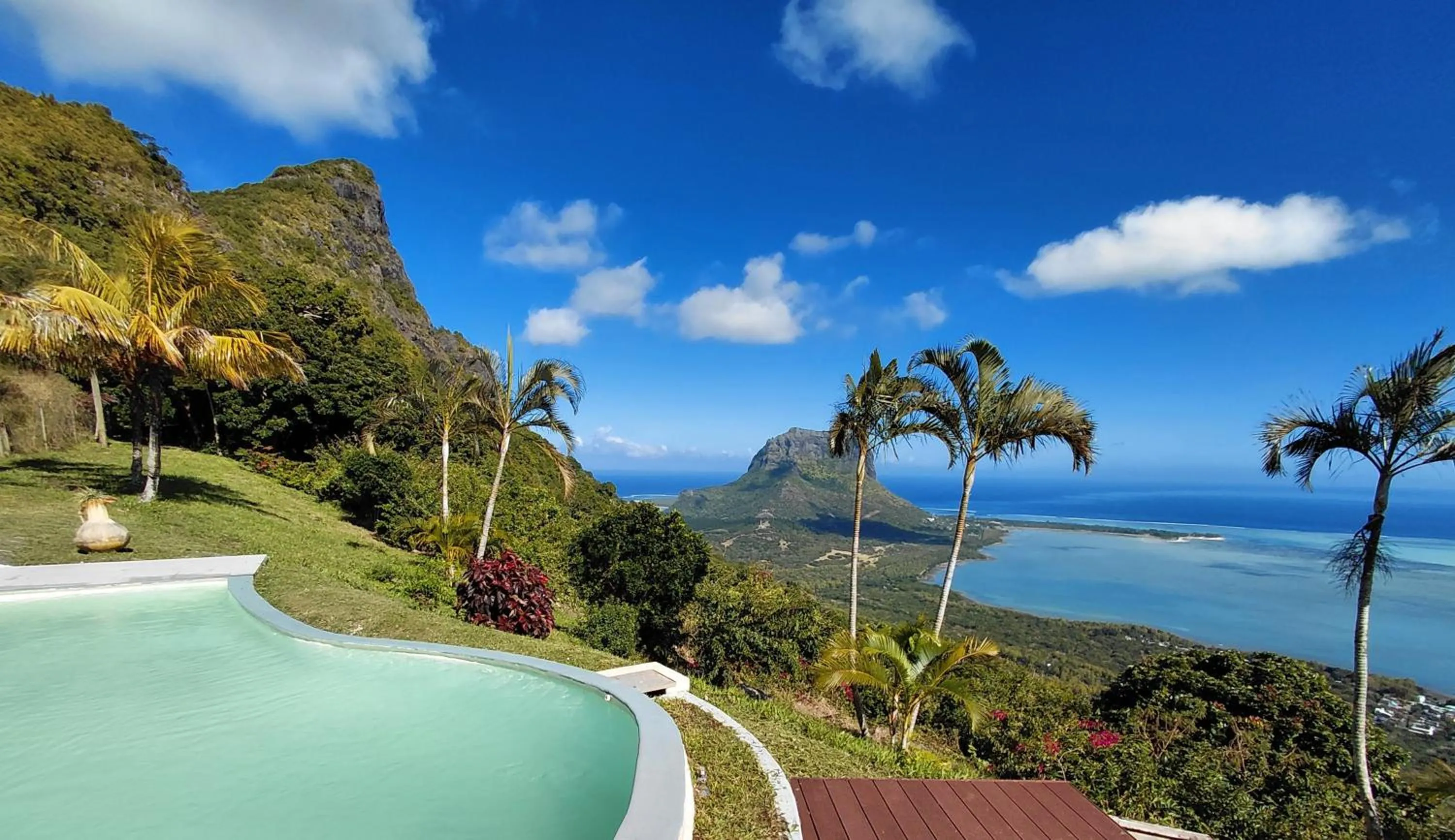 Day in Hotel Chalets Chamarel