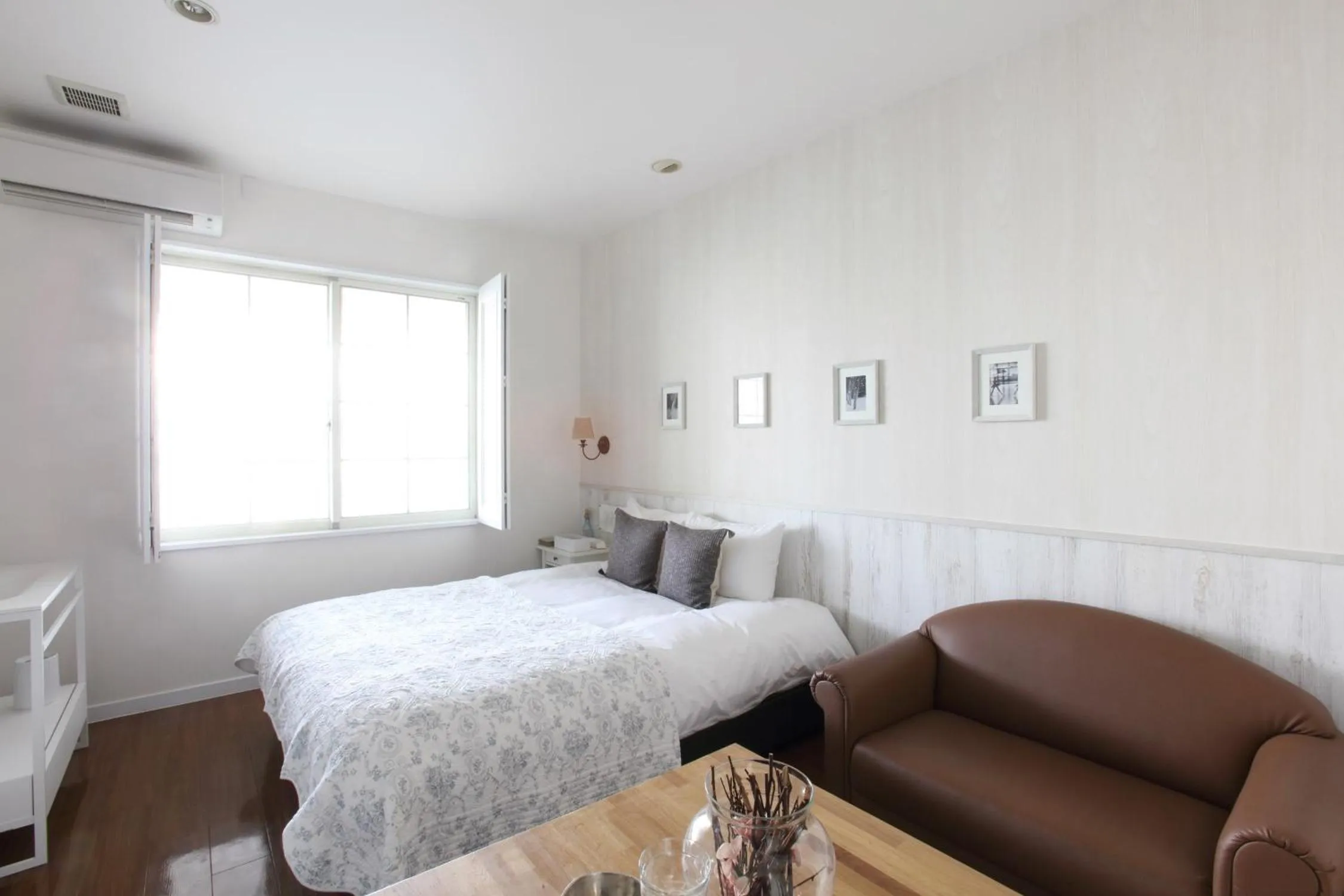 Bed in Hotel & Sweets Fukuoka ホテルアンドスイーツフクオカ -ADULT ONLY-