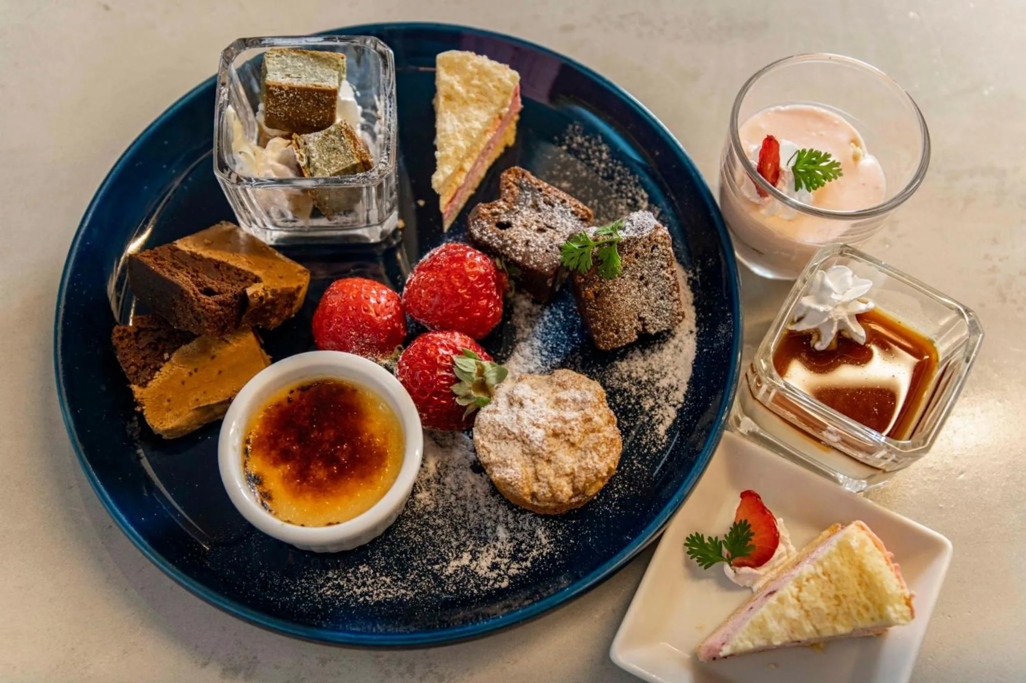 Hotel & Sweets Fukuoka ホテルアンドスイーツフクオカ -ADULT ONLY-