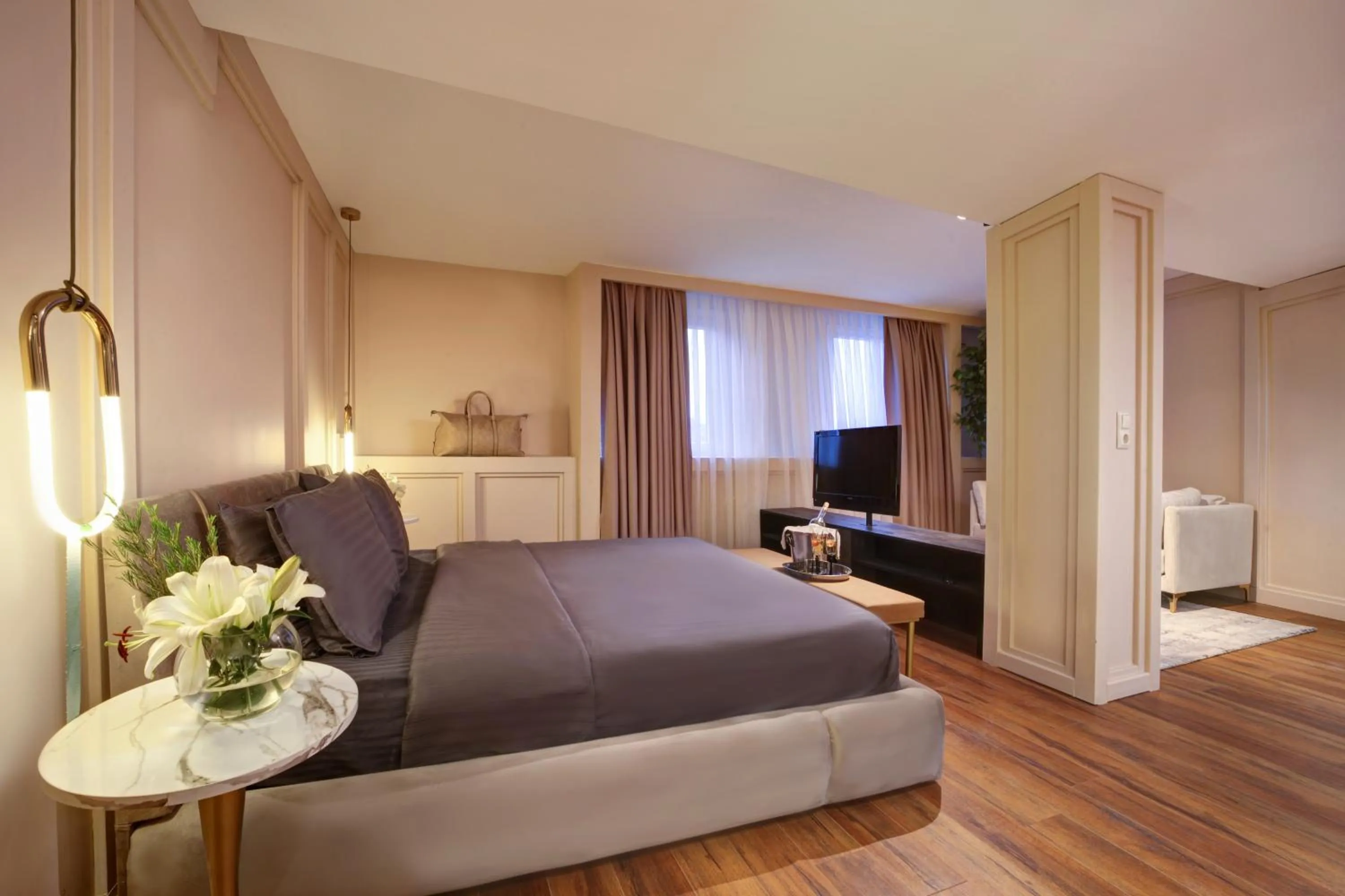 Photo of the whole room, Bed in Concept Nisantasi Hotels & Spa