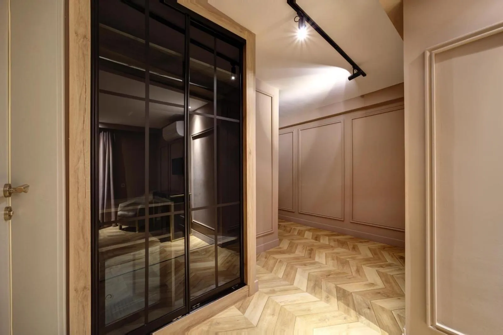 wardrobe in Concept Nisantasi Hotels & Spa