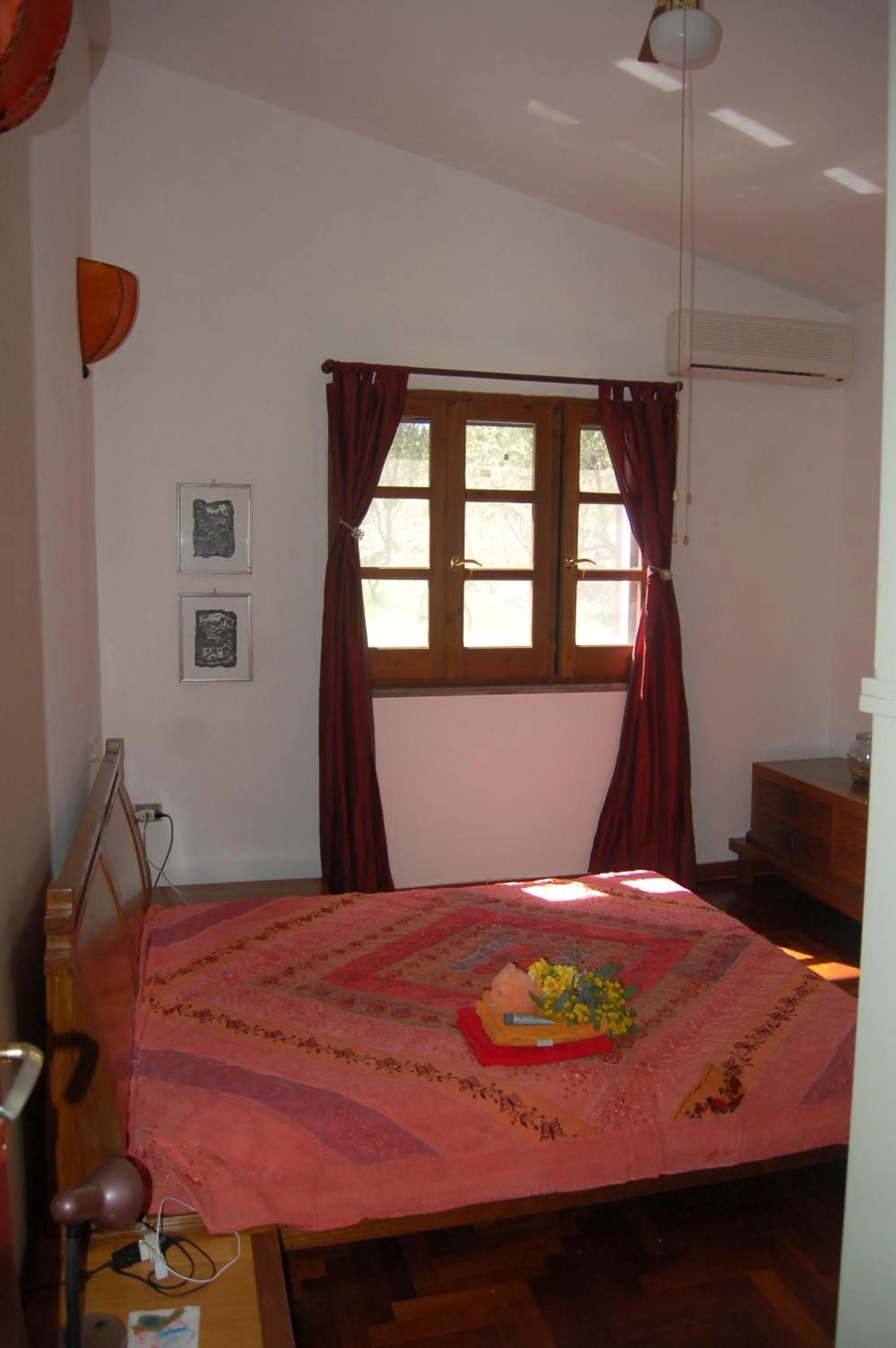 Photo of the whole room, Bed in Villa delle torri