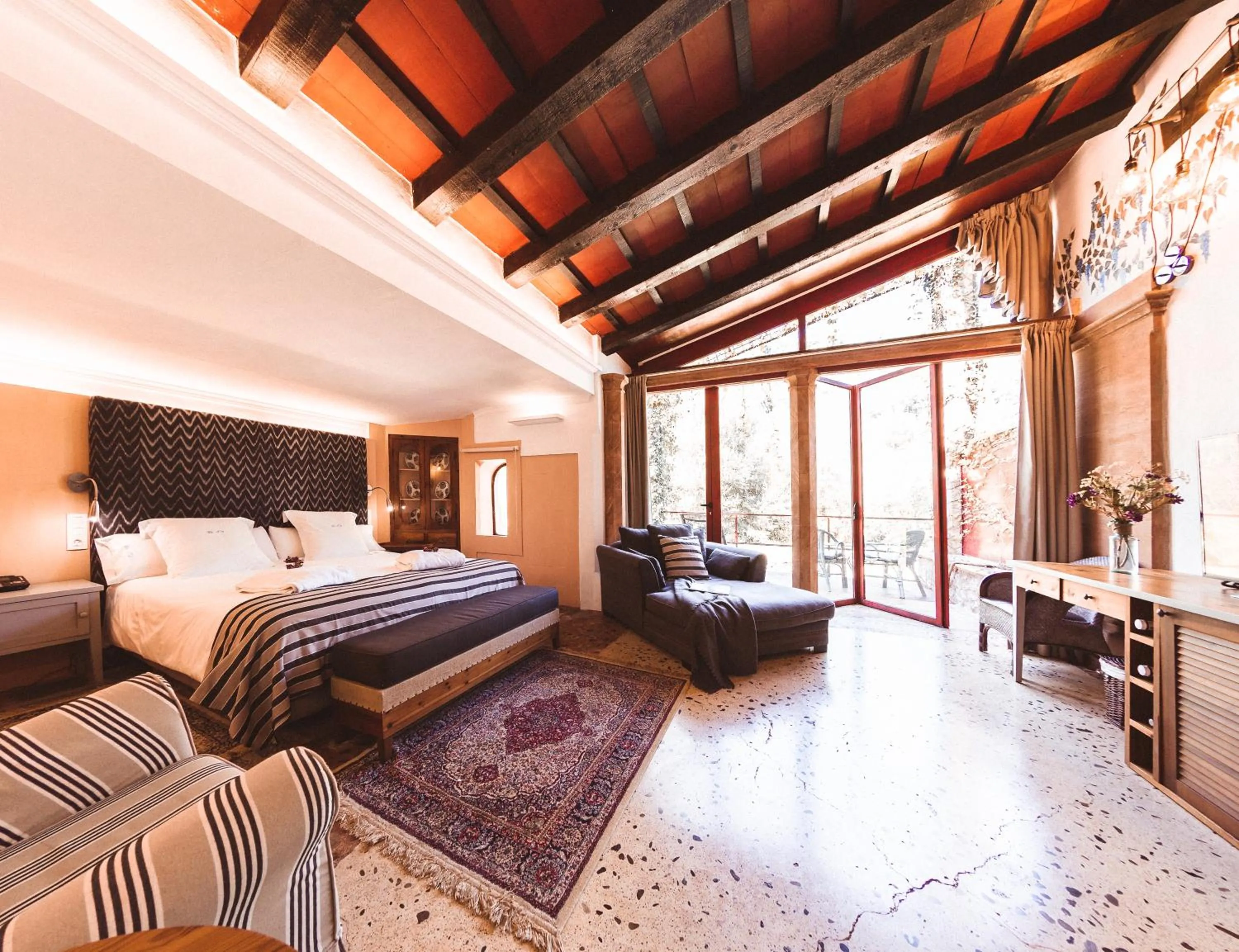 Photo of the whole room, Bed in Hotel Finca Ca N'ai - Adults Only