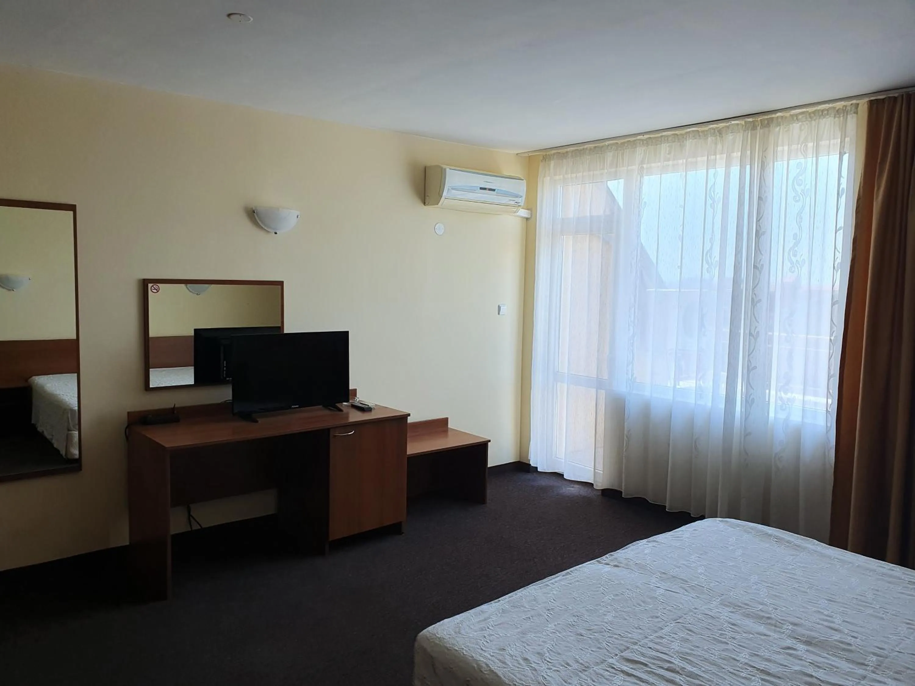 Shower in Sandor Hotel