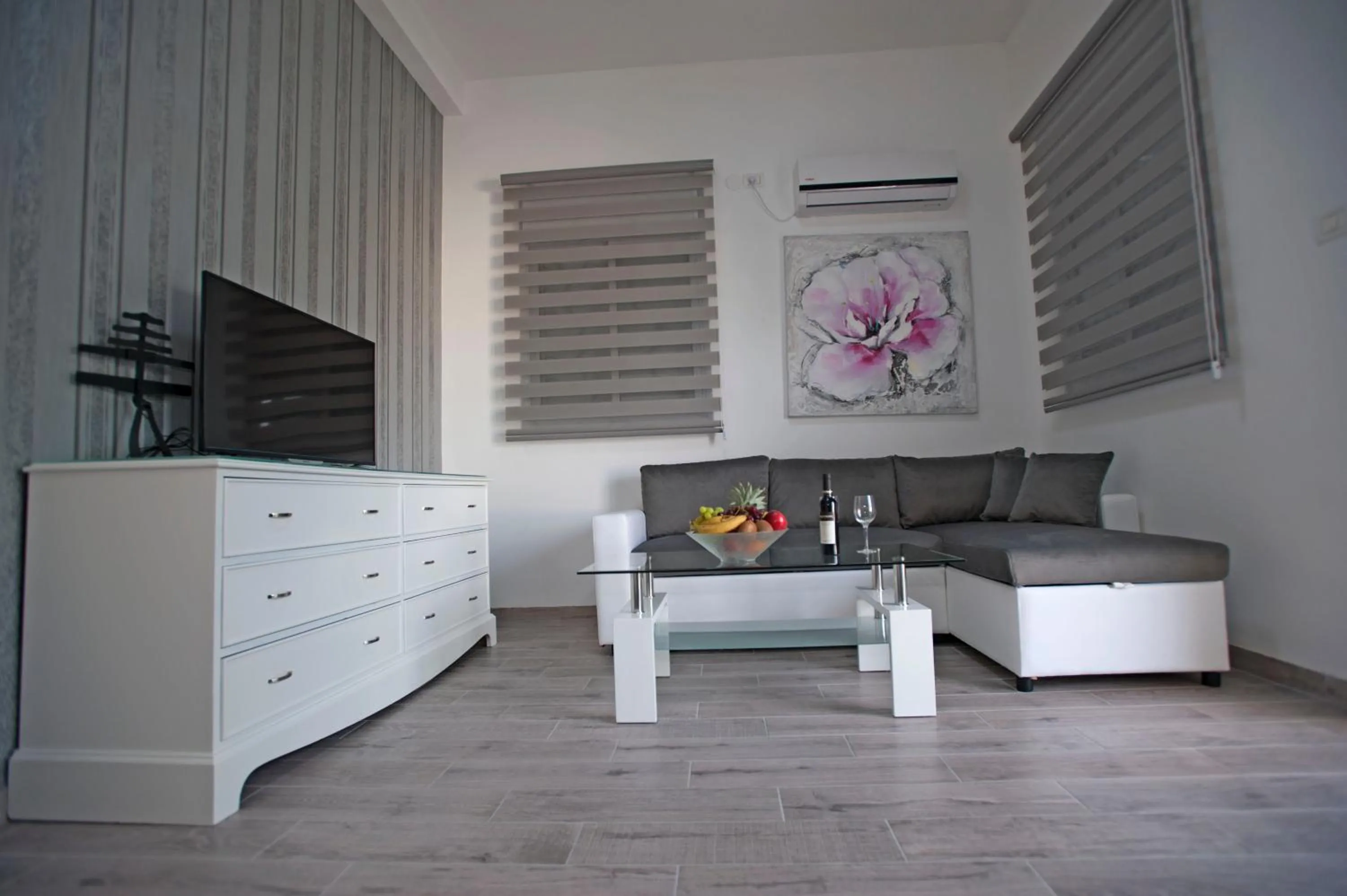 Living room in Rothschild Mansion