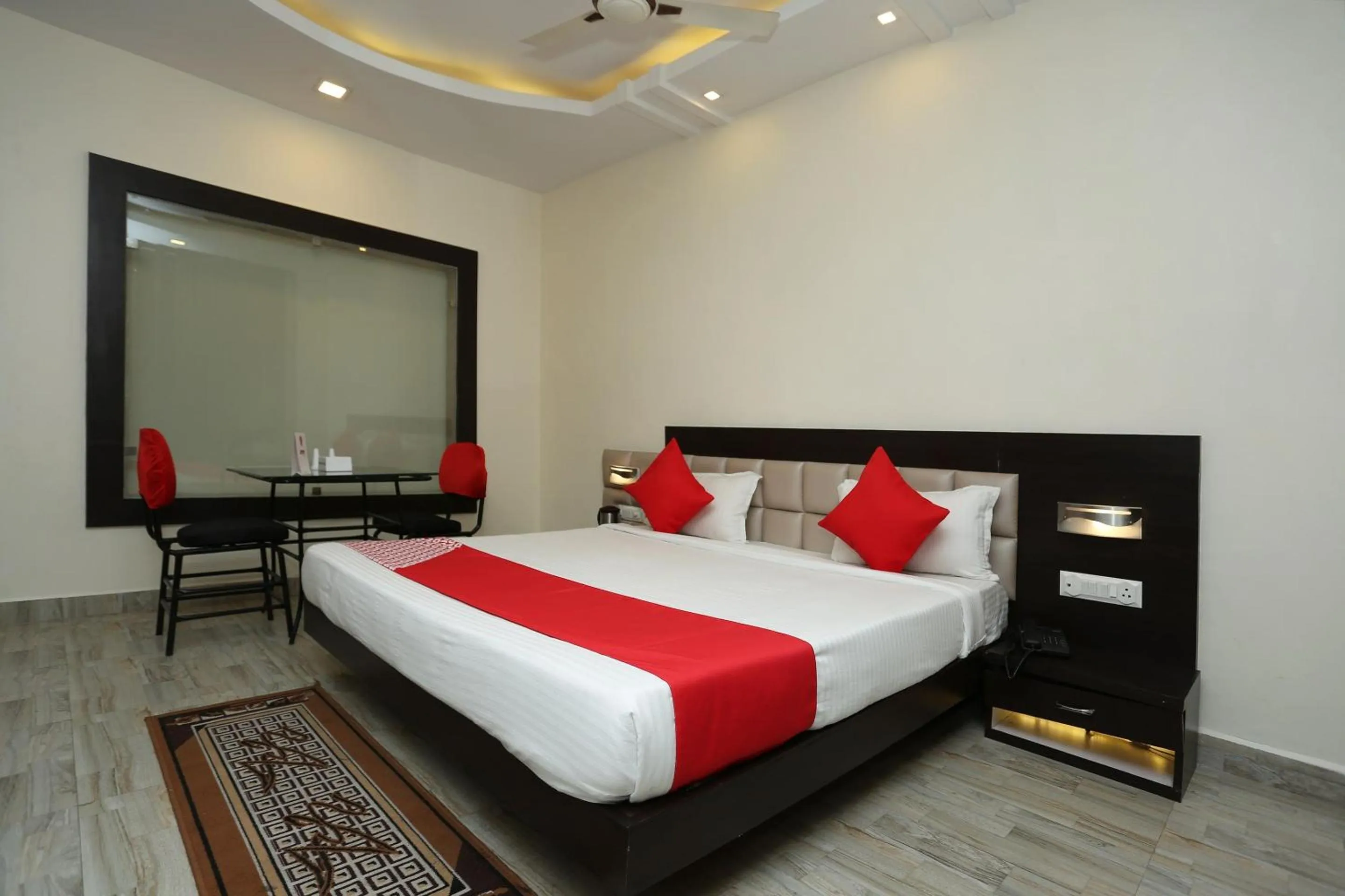 Bedroom, Bed in Hotel O Csfc